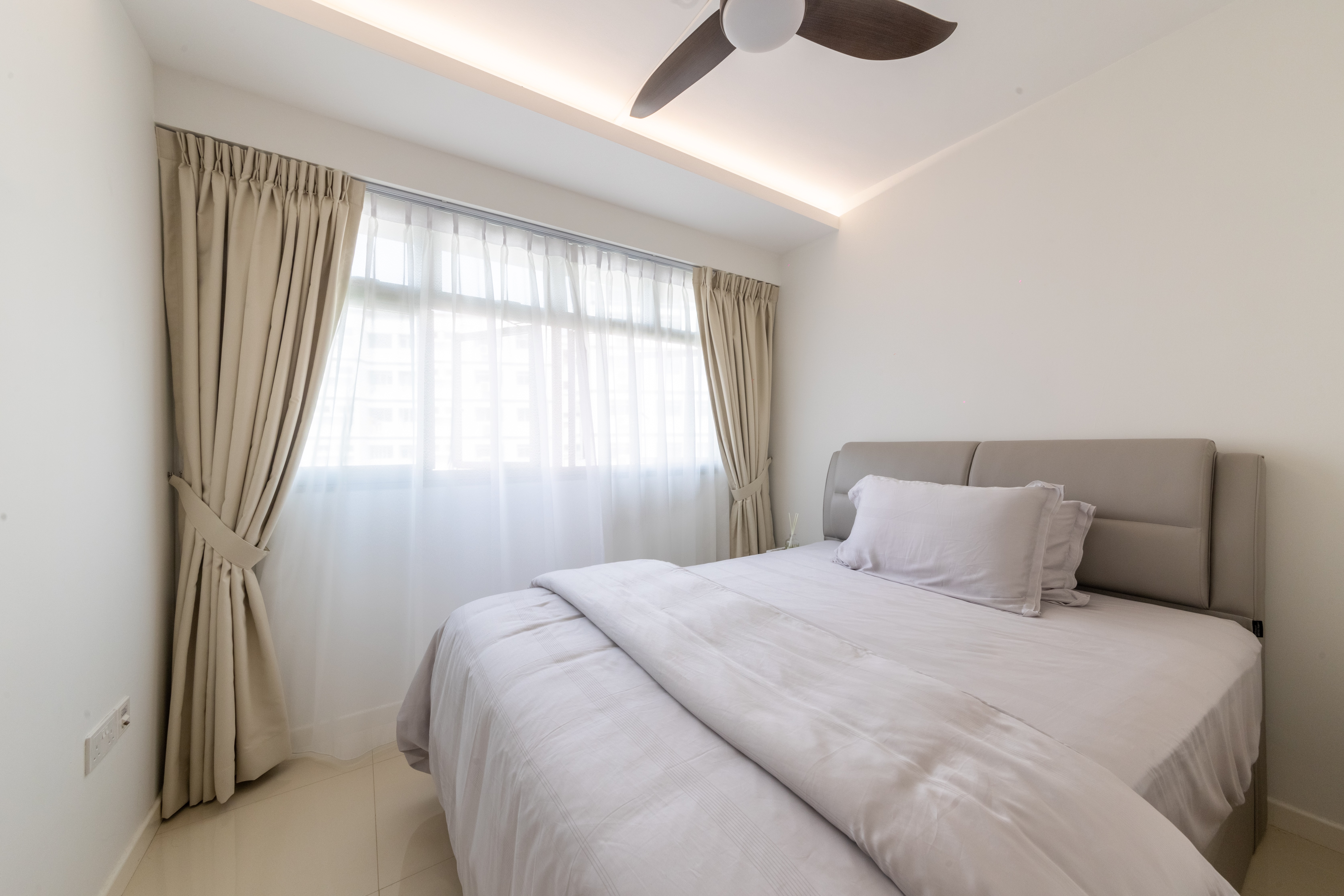 Minimalist Design - Bedroom - HDB 4 Room - Design by Livspace