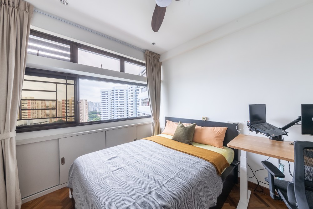 Modern Design - Bedroom - Condominium - Design by Livspace