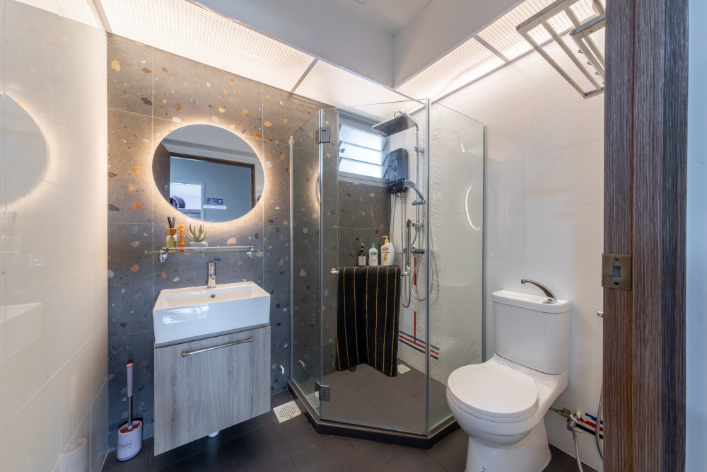 Modern Design - Bathroom - HDB 3 Room - Design by Livspace