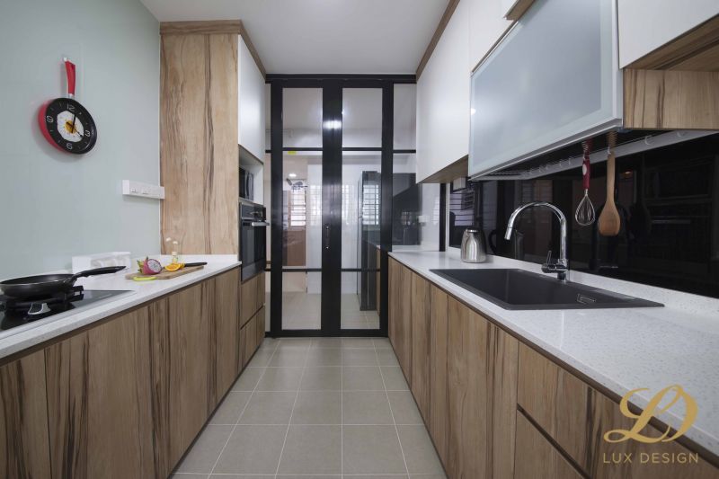 Contemporary Design - Kitchen - HDB 5 Room - Design by Lux Design Pte Ltd