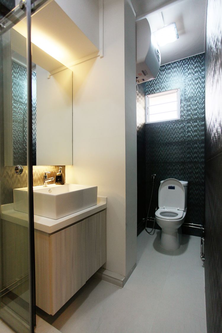 Contemporary, Modern Design - Bathroom - HDB Executive Apartment - Design by Lux Design Pte Ltd