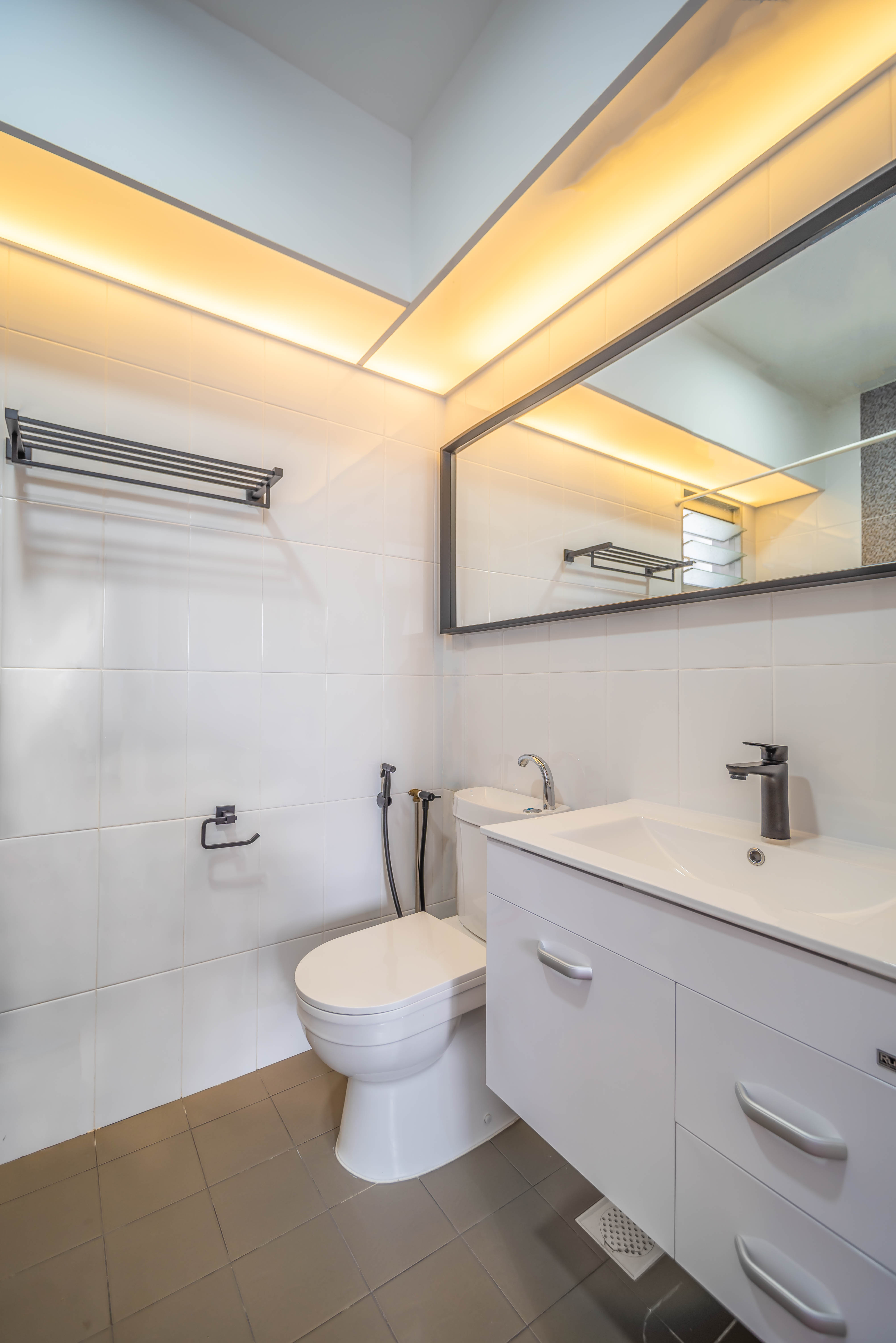 Minimalist, Scandinavian Design - Bathroom - HDB 4 Room - Design by Luxurious Design Pte Ltd