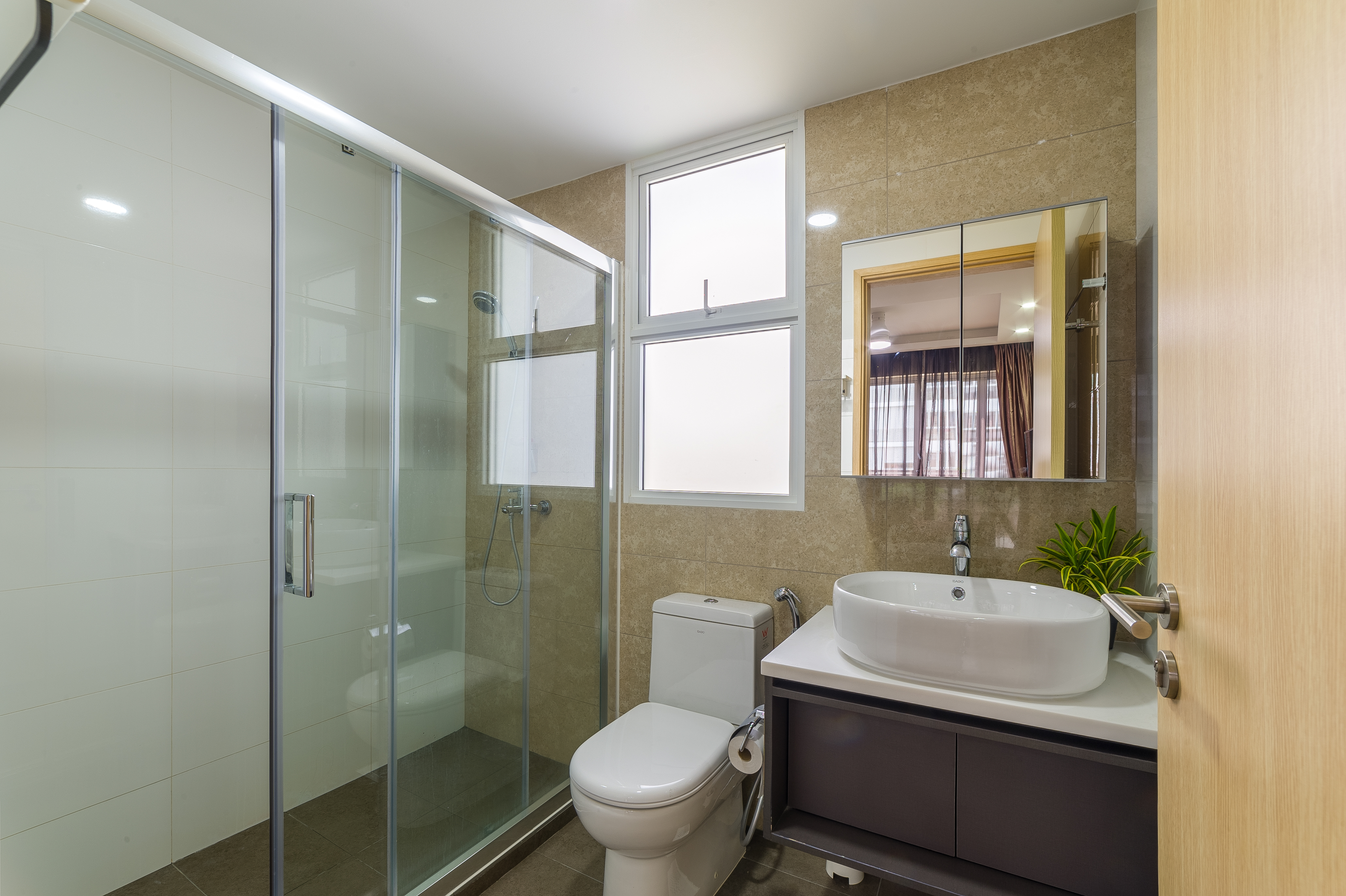 Classical, Contemporary Design - Bathroom - HDB Executive Apartment - Design by Luxurious Design Pte Ltd