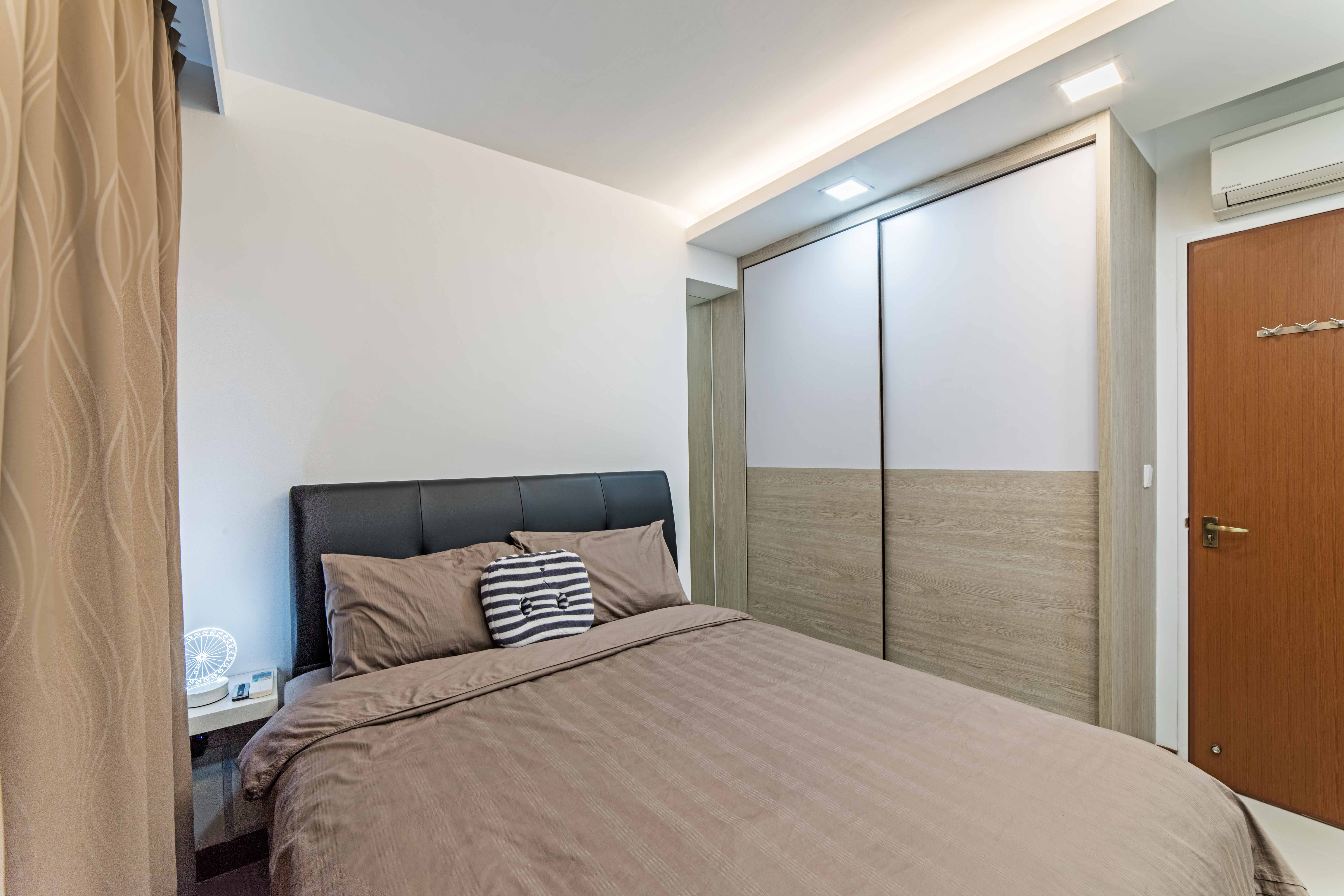 Contemporary, Modern Design - Bedroom - HDB 4 Room - Design by Luxurious Design Pte Ltd