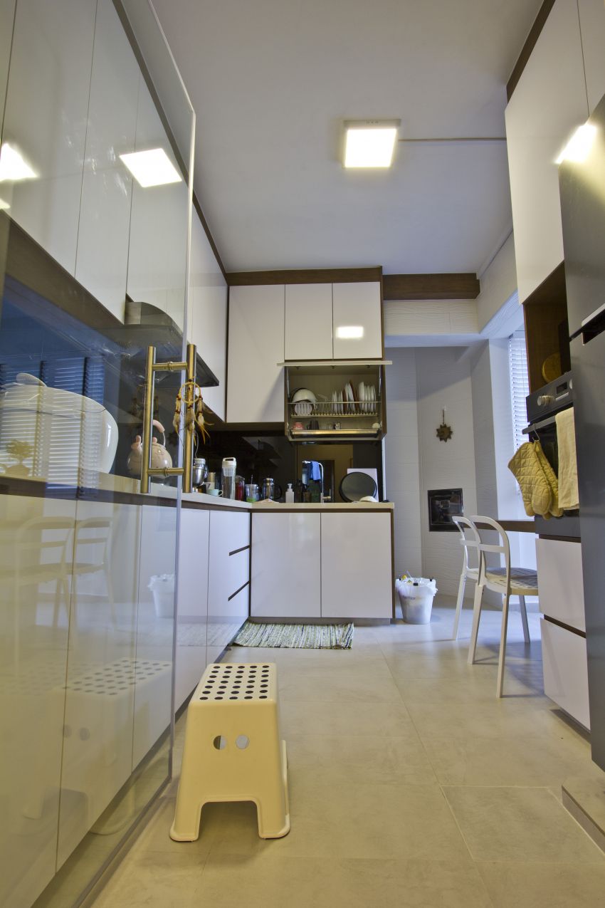 Modern Design - Kitchen - Condominium - Design by Met Interior