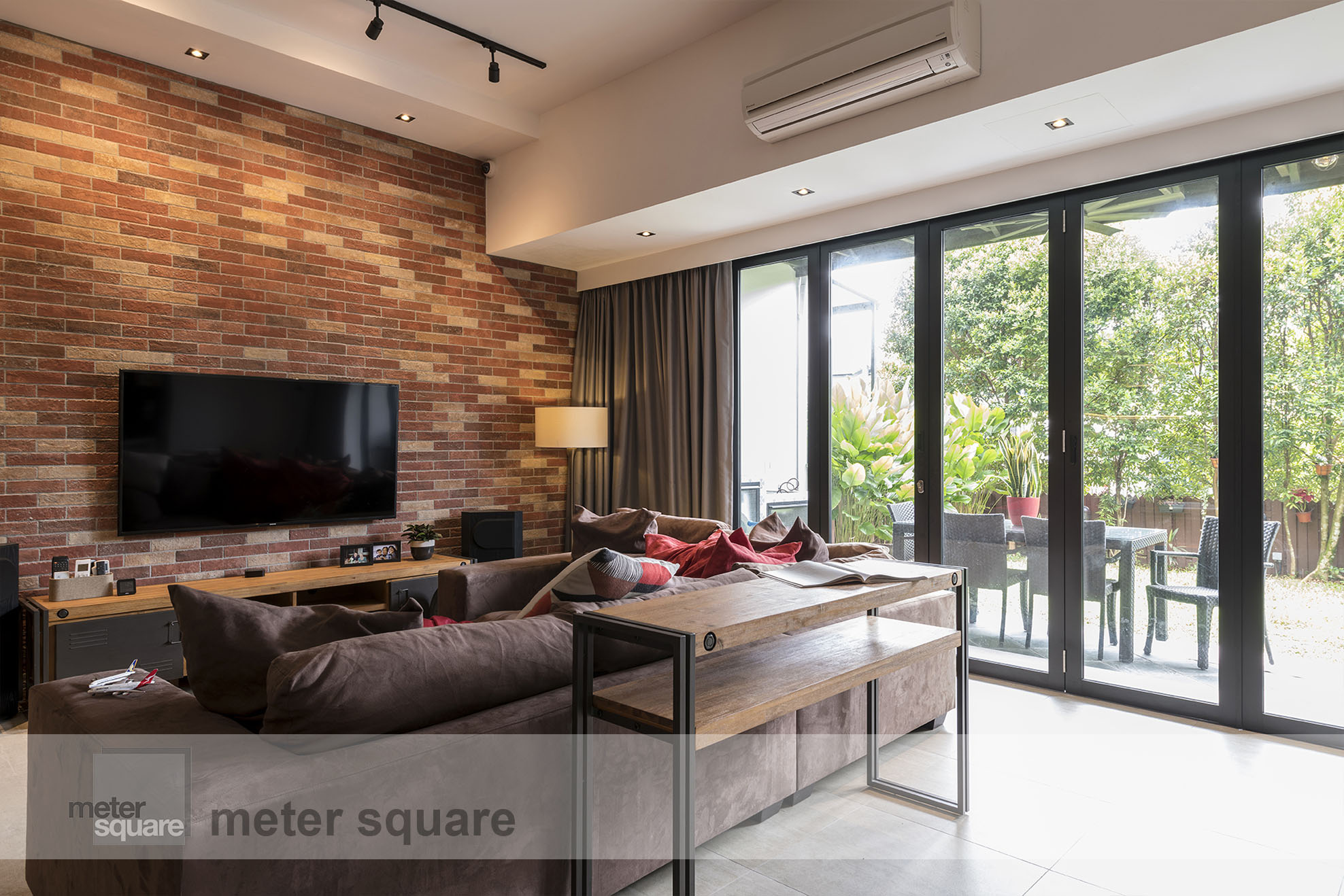 Industrial, Retro, Vintage Design - Living Room - Condominium - Design by Meter Square Pte Ltd