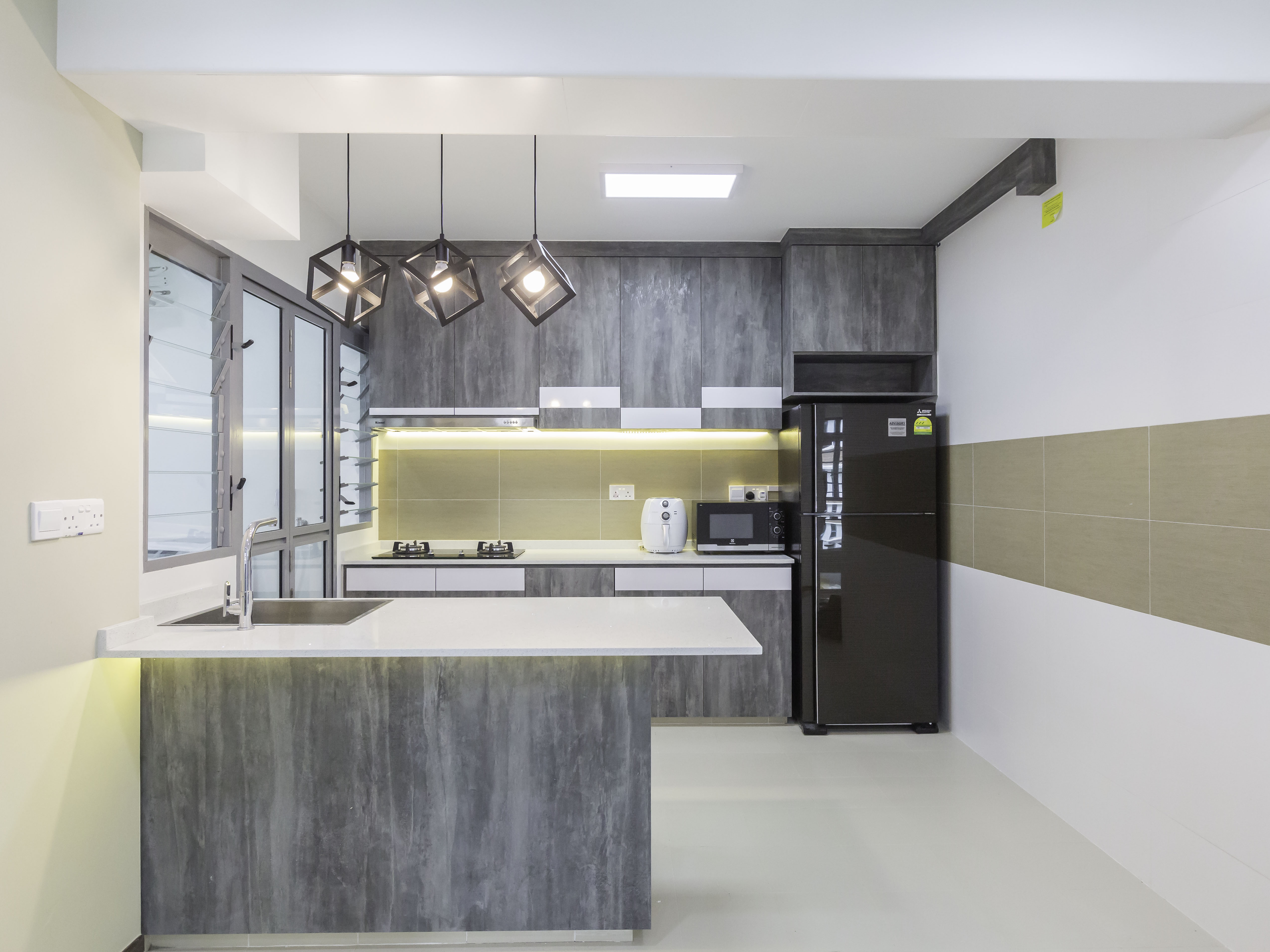 Modern Design - Kitchen - HDB 4 Room - Design by MJS Interior Pte Ltd