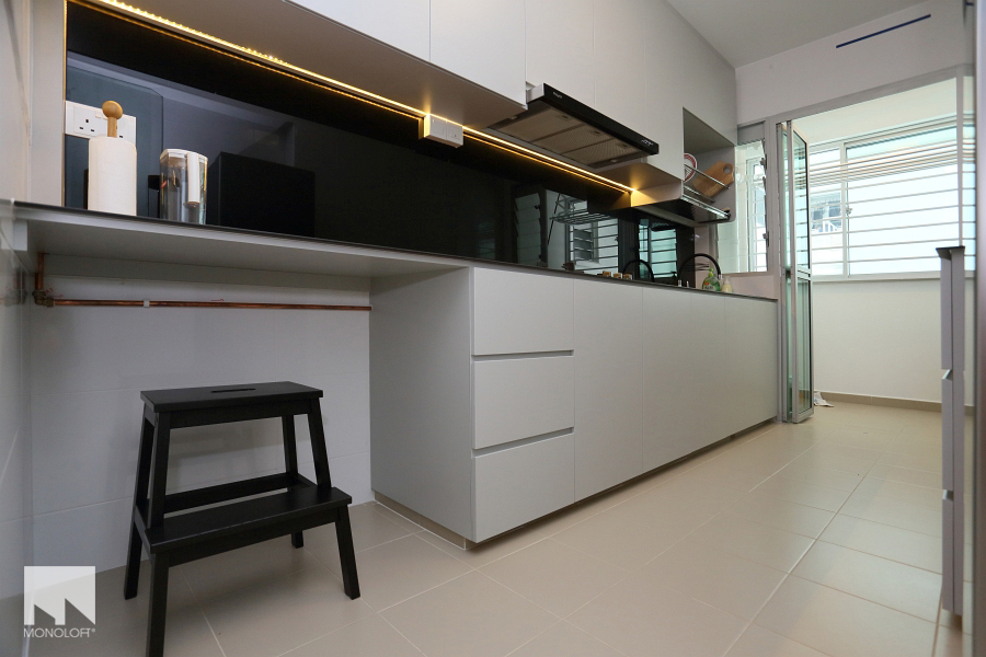 Contemporary, Minimalist Design - Kitchen - HDB 4 Room - Design by MONOLOFT