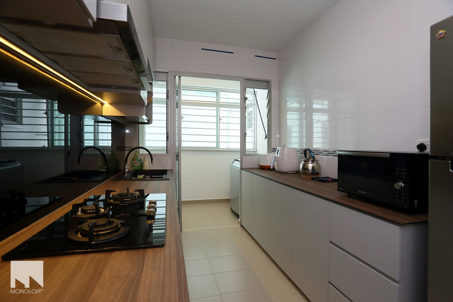 Contemporary, Minimalist Design - Kitchen - HDB 4 Room - Design by MONOLOFT