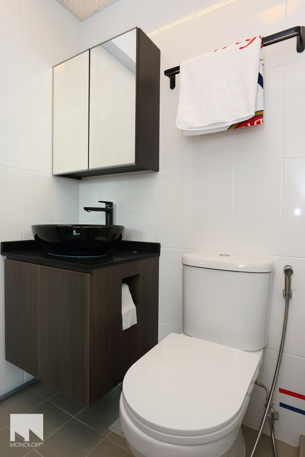 Contemporary, Minimalist Design - Bathroom - HDB 4 Room - Design by MONOLOFT