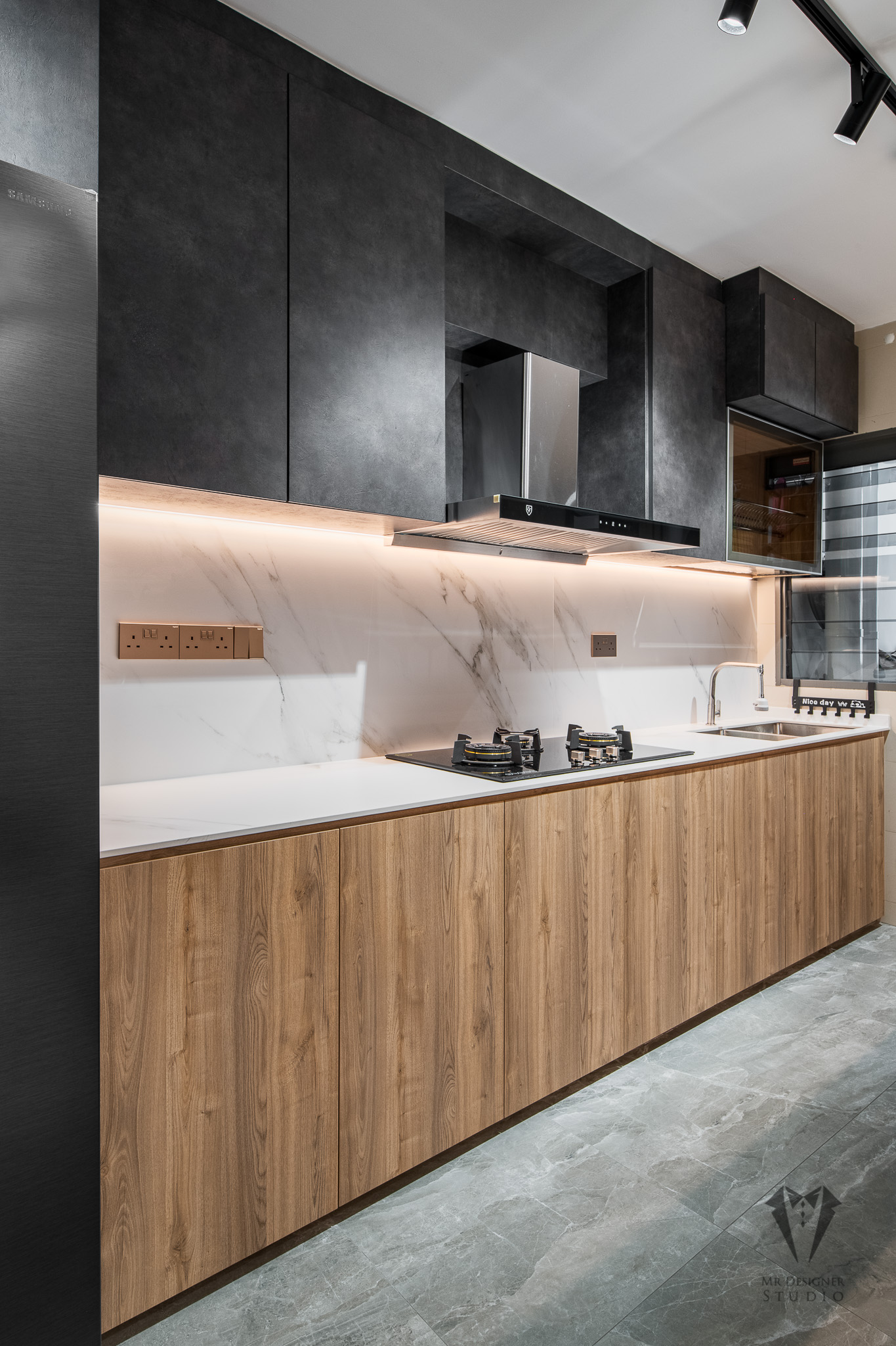 Contemporary, Modern Design - Kitchen - HDB 5 Room - Design by Mr Designer Studio