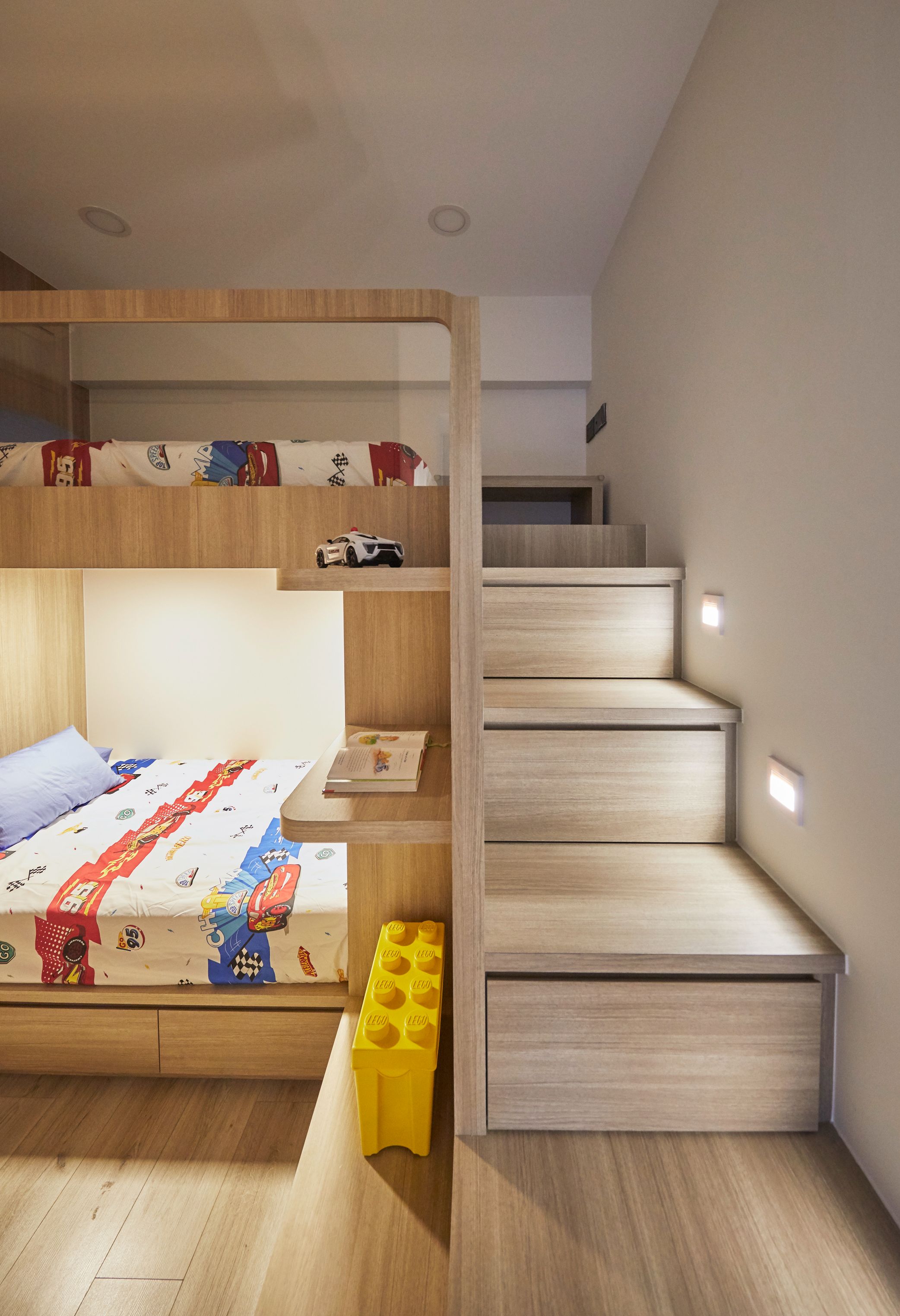 Modern Design - Bedroom - Condominium - Design by Mu Design Studio