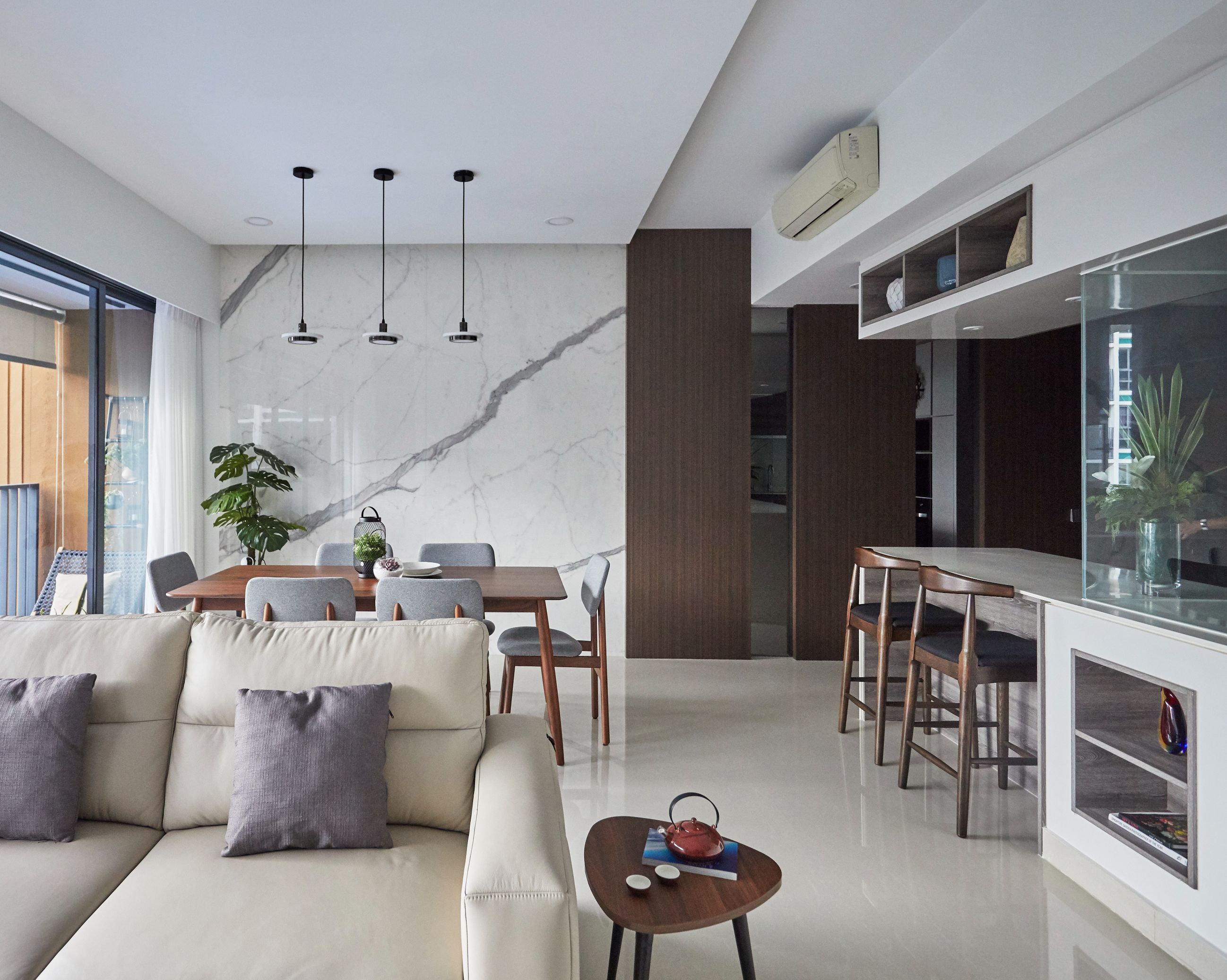 Modern Design - Living Room - Condominium - Design by Mu Design Studio