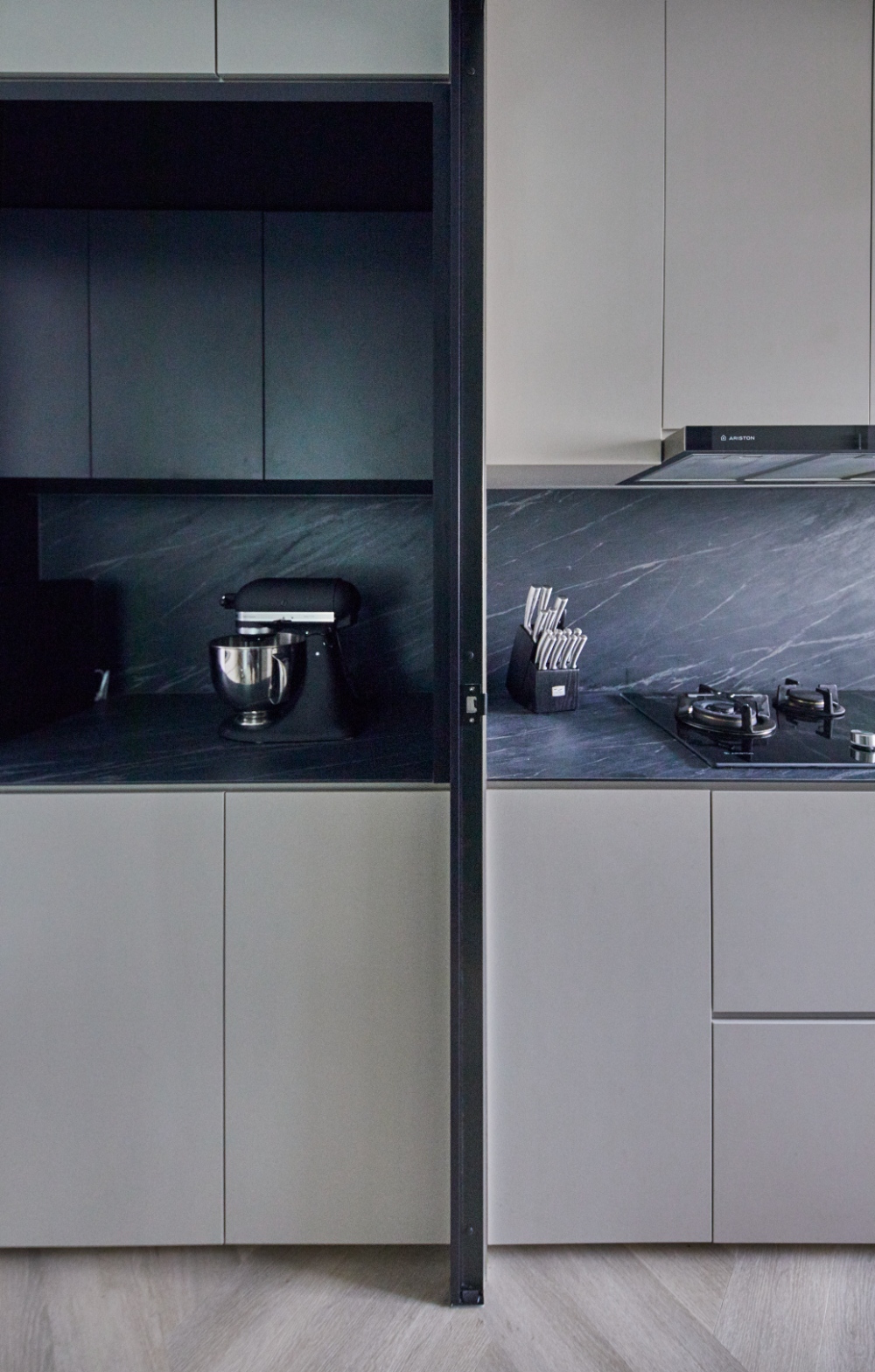 Minimalist, Modern Design - Kitchen - HDB 5 Room - Design by Mu Design Studio