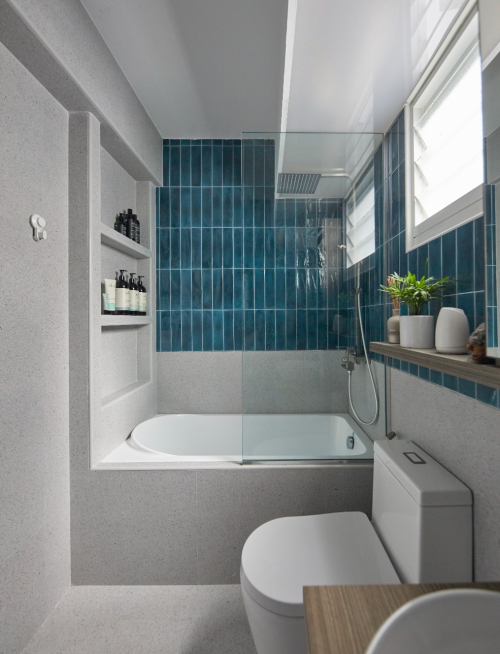 Minimalist, Modern Design - Bathroom - HDB 5 Room - Design by Mu Design Studio