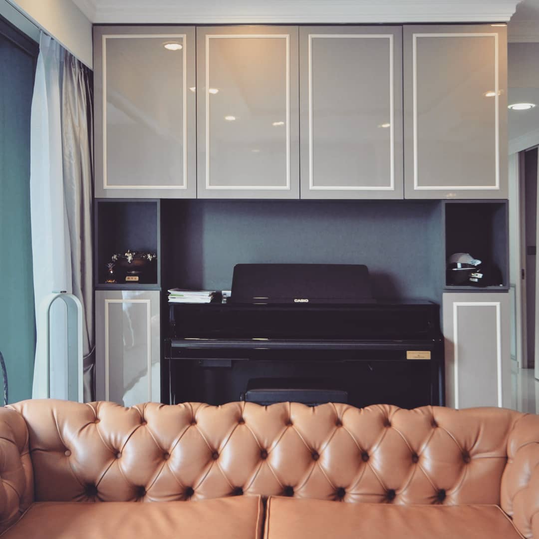 Victorian Design - Living Room - Condominium - Design by MU STUDIO SG PTE LTD