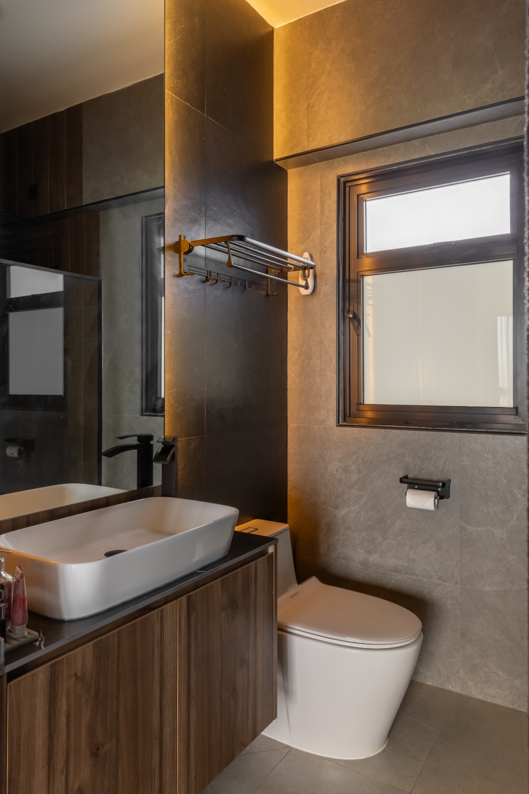Contemporary Design - Bathroom - HDB 5 Room - Design by MYD - Pleasant Home Design