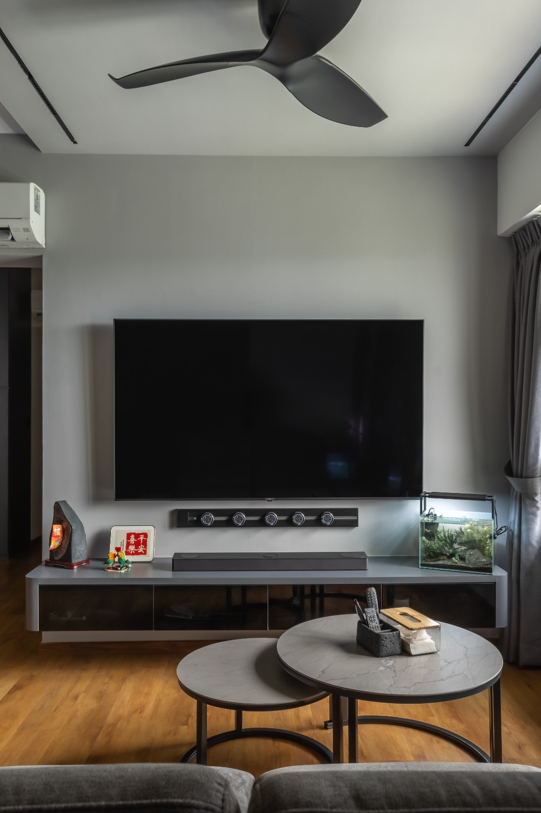 Contemporary Design - Living Room - HDB 5 Room - Design by MYD - Pleasant Home Design