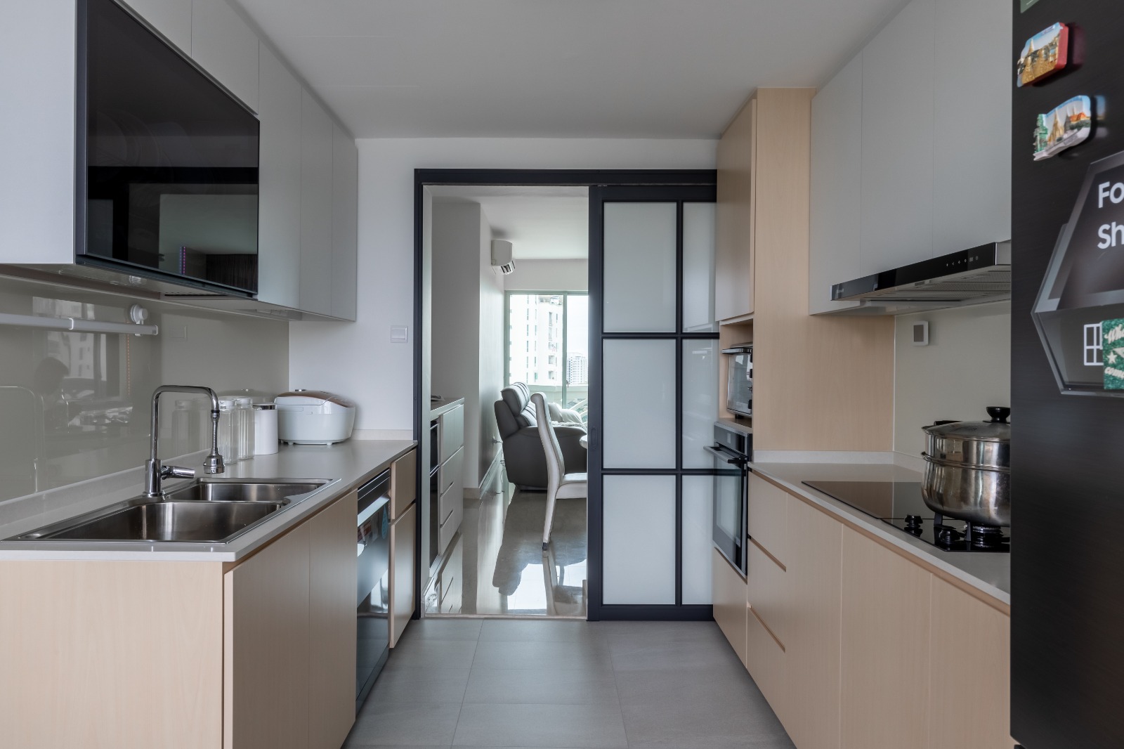 Contemporary Design - Kitchen - HDB 5 Room - Design by MYD - Pleasant Home Design