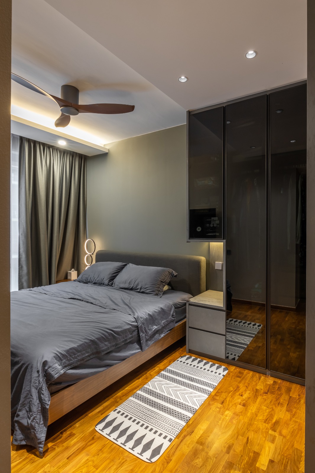 Contemporary Design - Bedroom - Condominium - Design by MYD - Pleasant Home Design