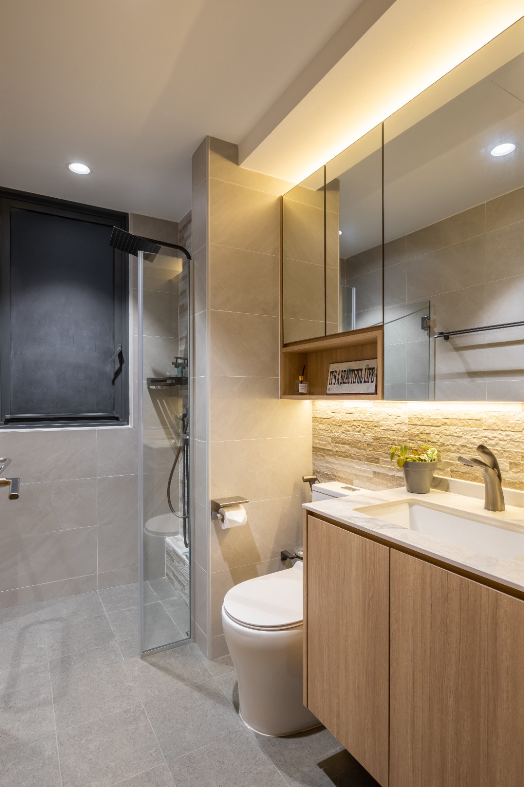 Contemporary Design - Bathroom - Condominium - Design by MYD - Pleasant Home Design