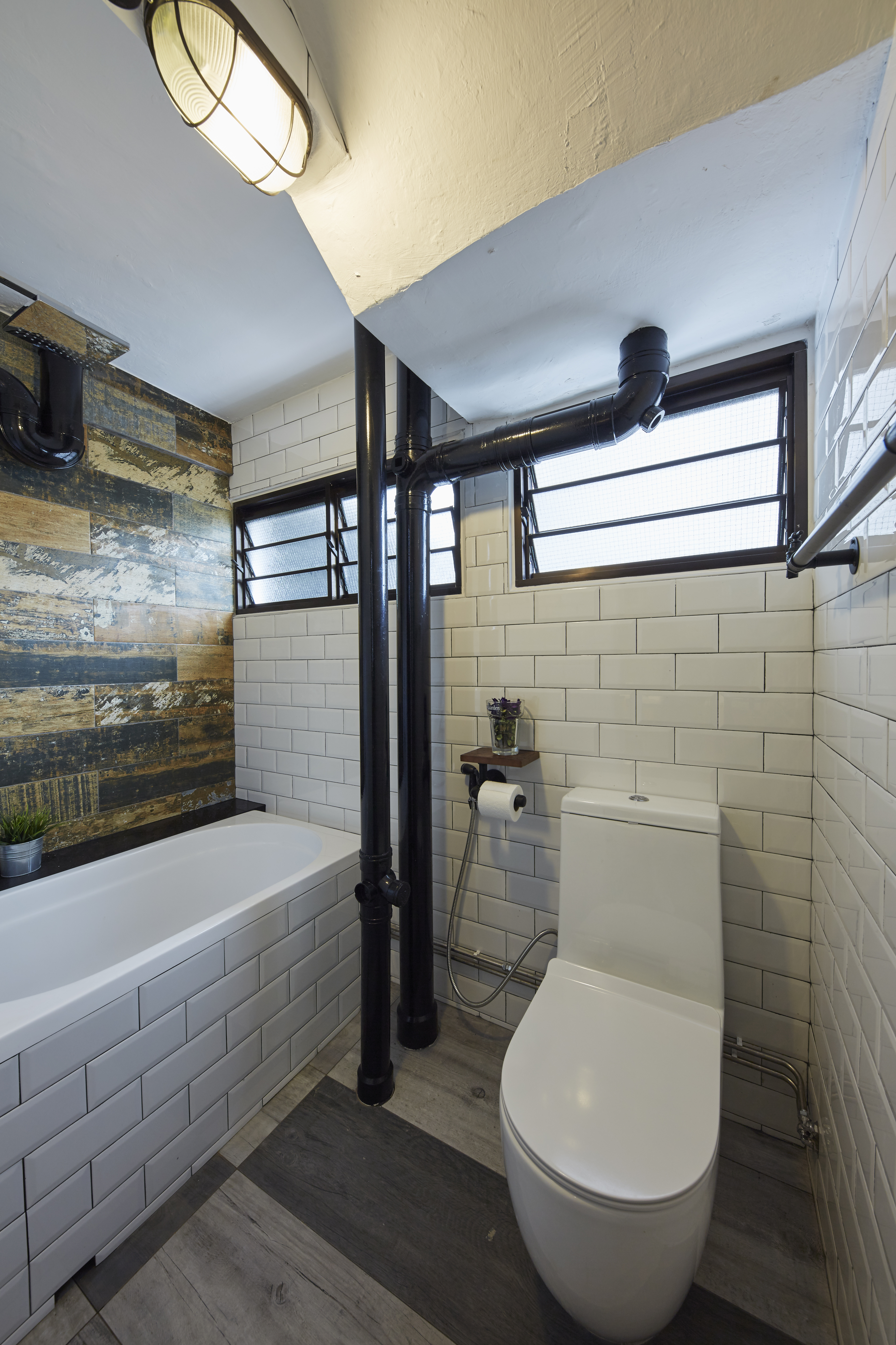 Industrial, Rustic Design - Bathroom - HDB 3 Room - Design by New Interior Design 