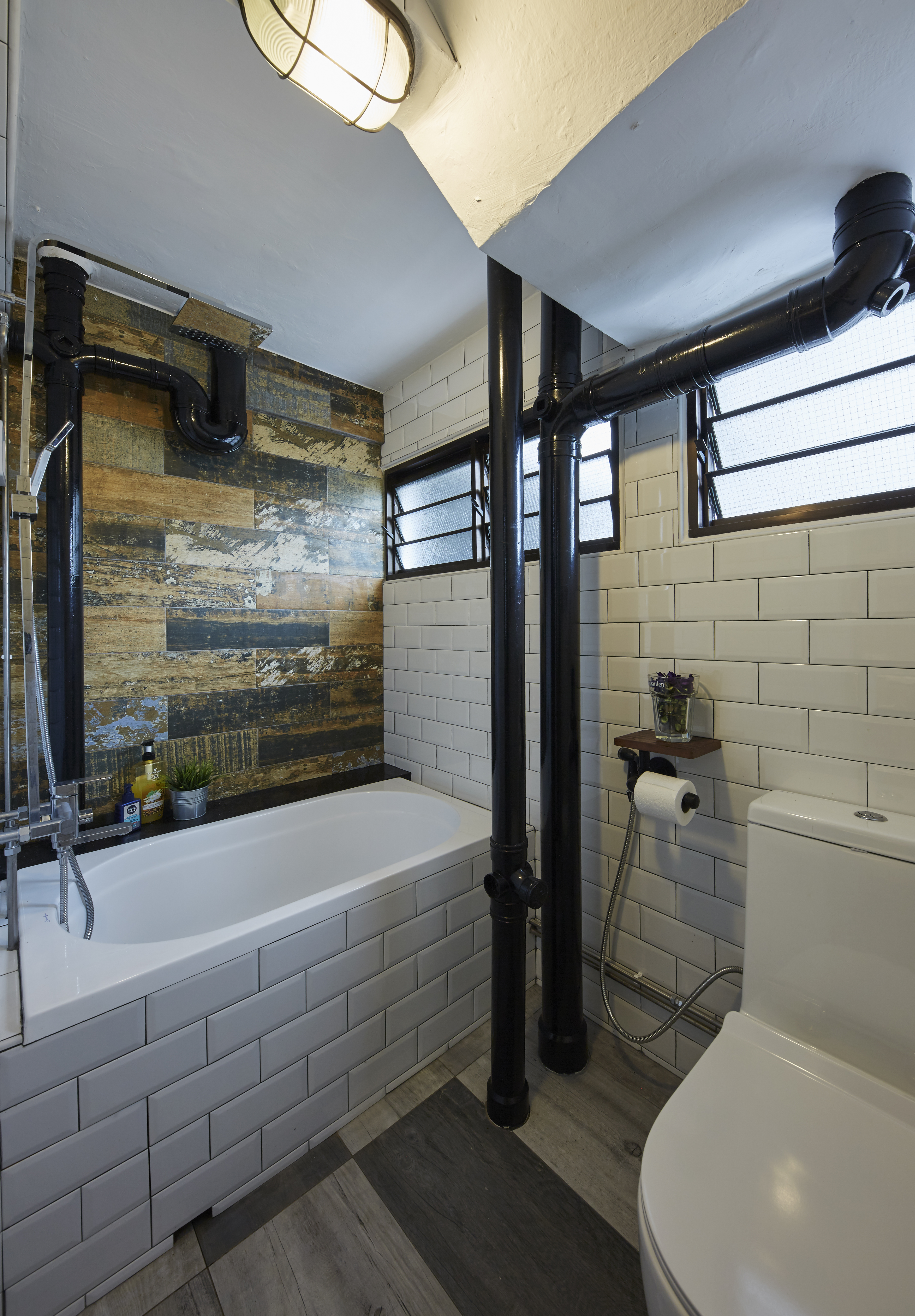 Industrial, Rustic Design - Bathroom - HDB 3 Room - Design by New Interior Design 