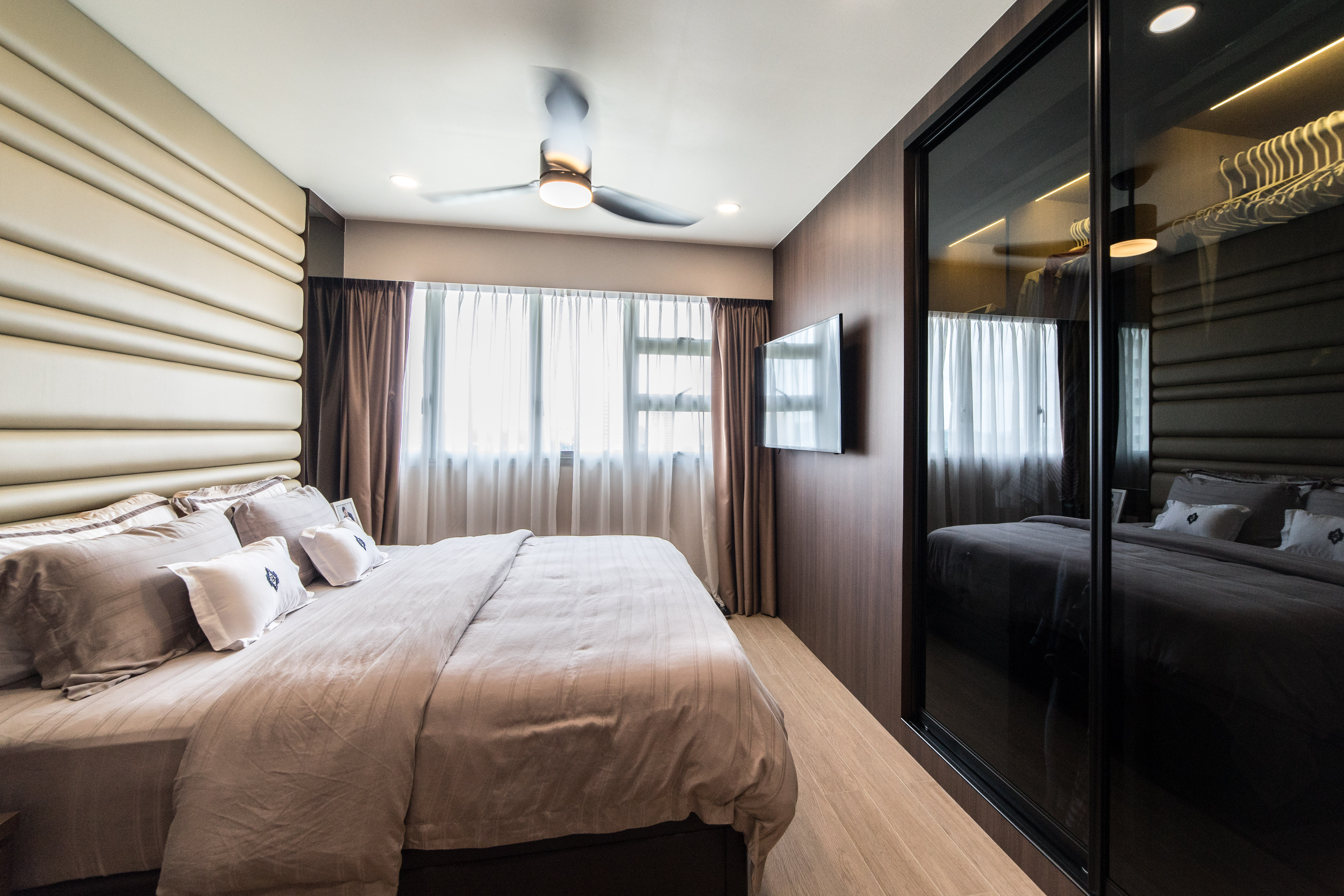 Contemporary Design - Bedroom - HDB 4 Room - Design by Ovon Design Pte Ltd