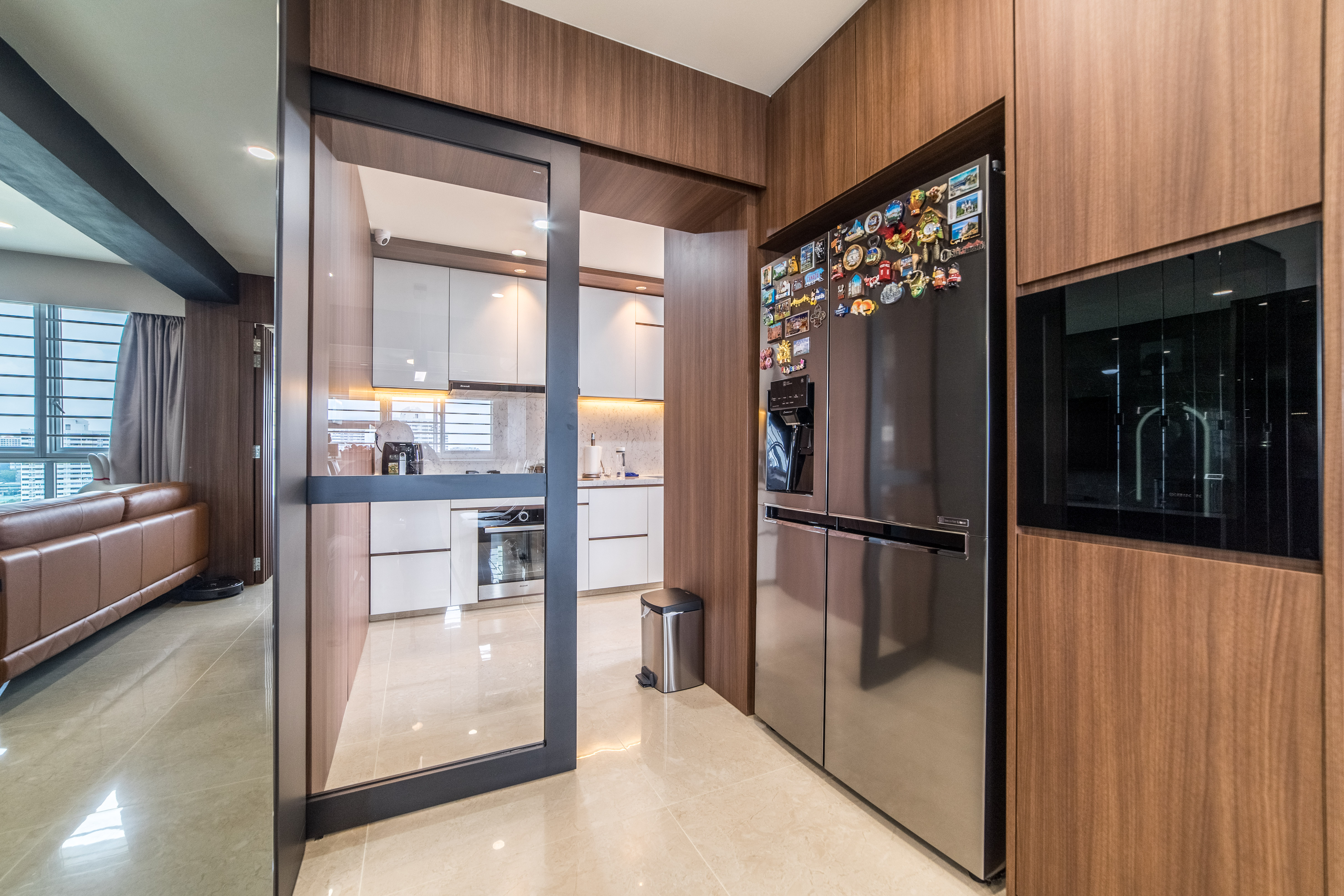 Contemporary Design - Kitchen - HDB 4 Room - Design by Ovon Design Pte Ltd