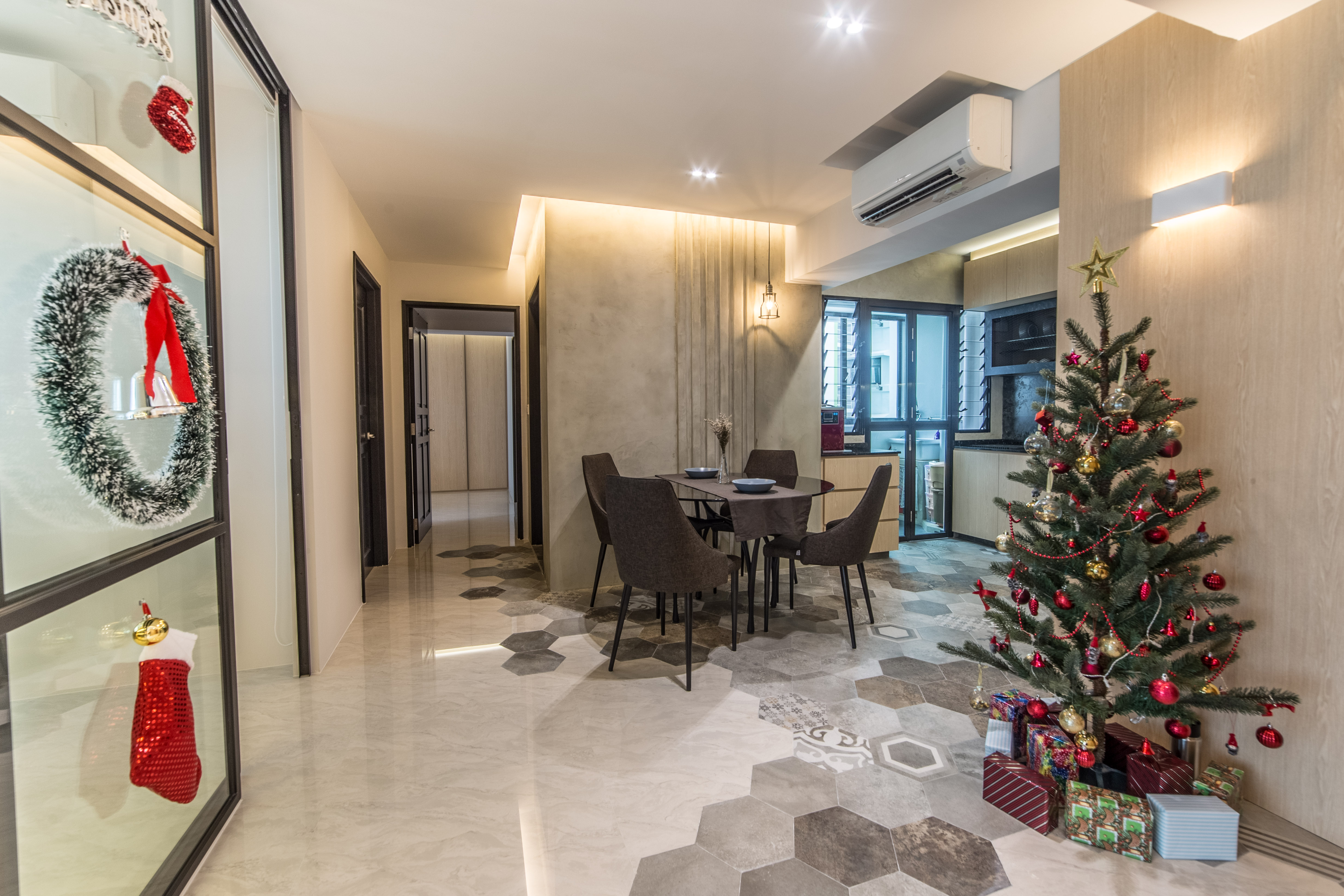 Contemporary Design - Dining Room - HDB 4 Room - Design by Ovon Design Pte Ltd