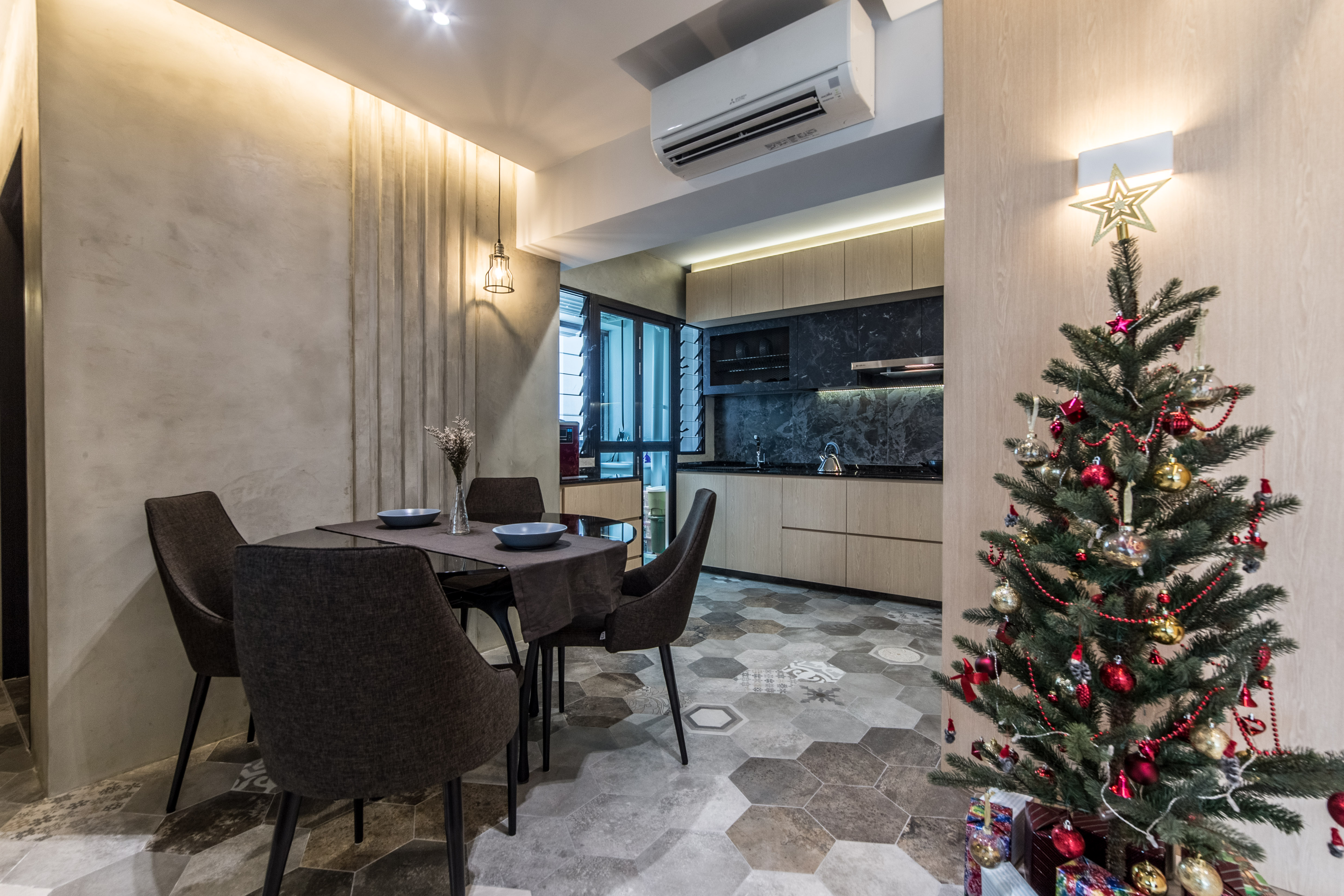 Contemporary Design - Dining Room - HDB 4 Room - Design by Ovon Design Pte Ltd
