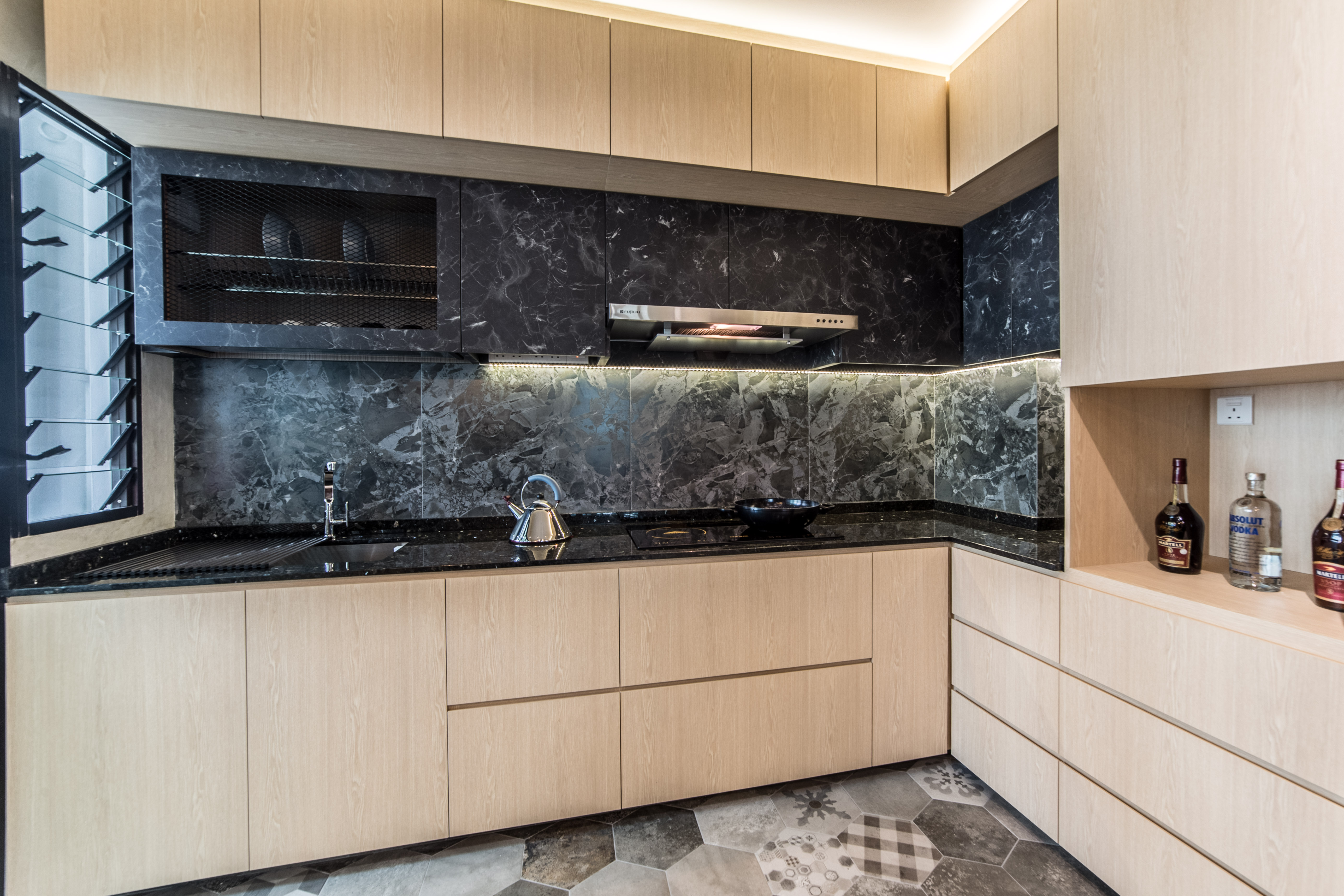 Contemporary Design - Kitchen - HDB 4 Room - Design by Ovon Design Pte Ltd