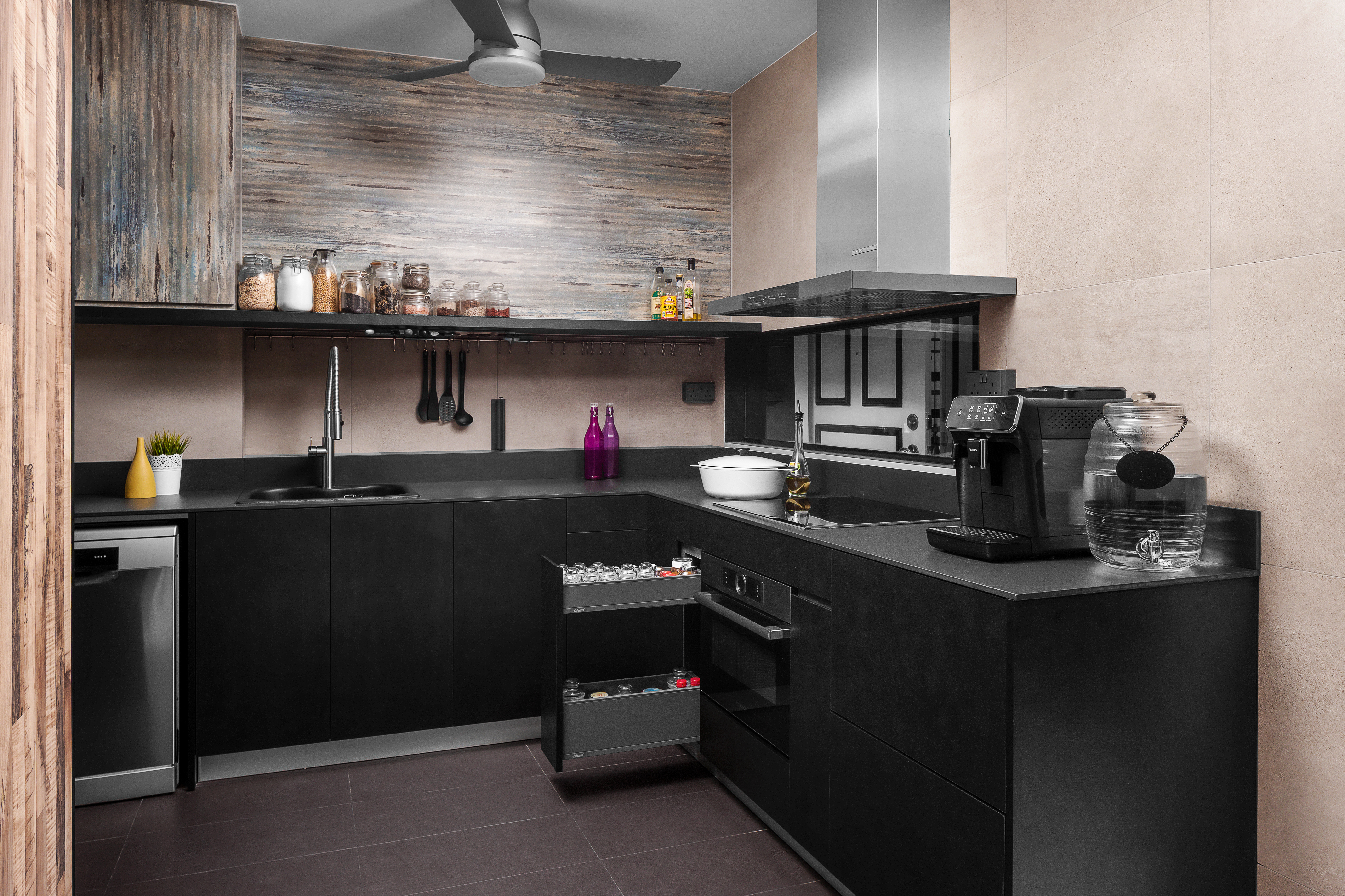 Contemporary, Modern Design - Kitchen - HDB 5 Room - Design by Ovon Design Pte Ltd