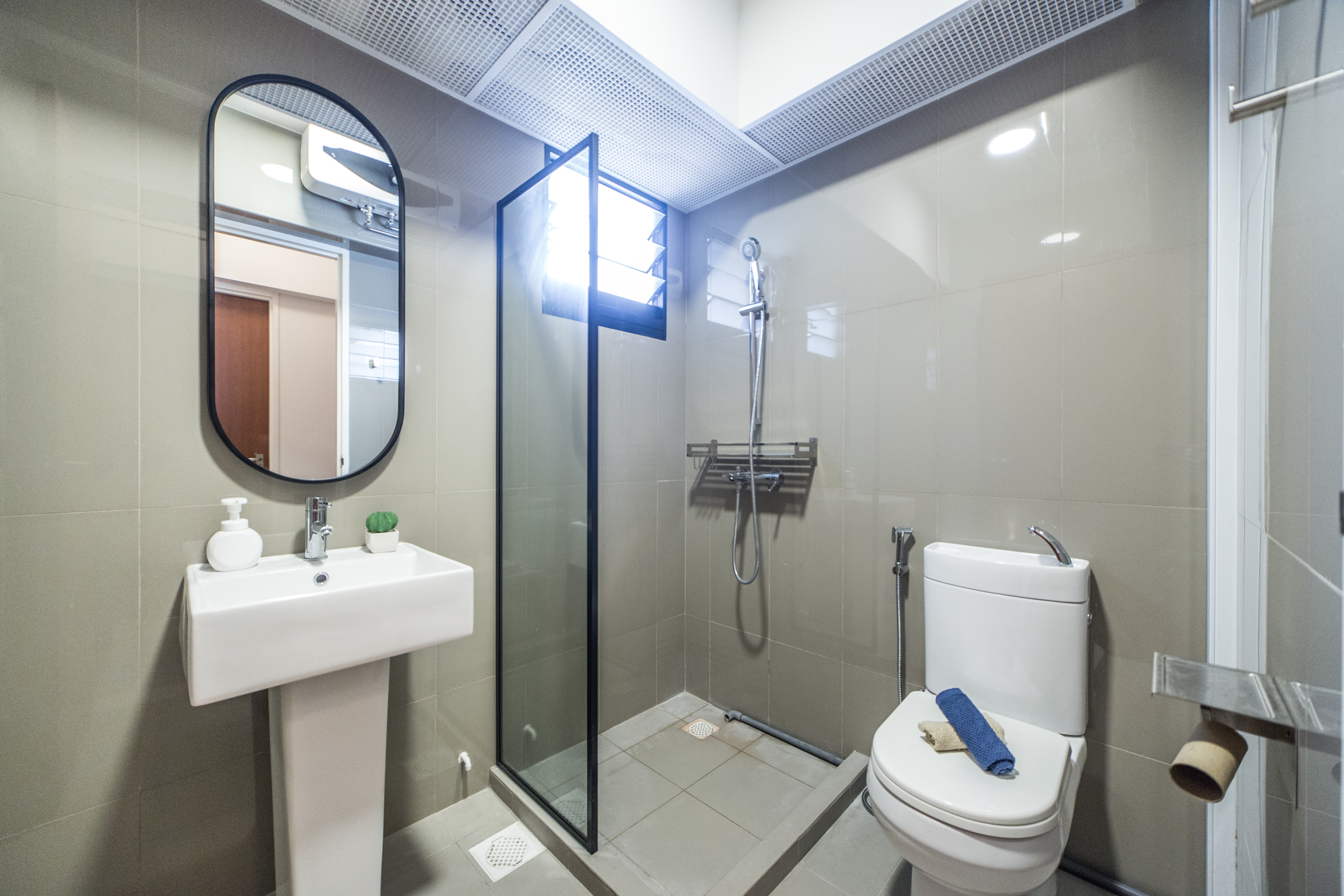 Scandinavian Design - Bathroom - HDB 5 Room - Design by Ovon Design Pte Ltd