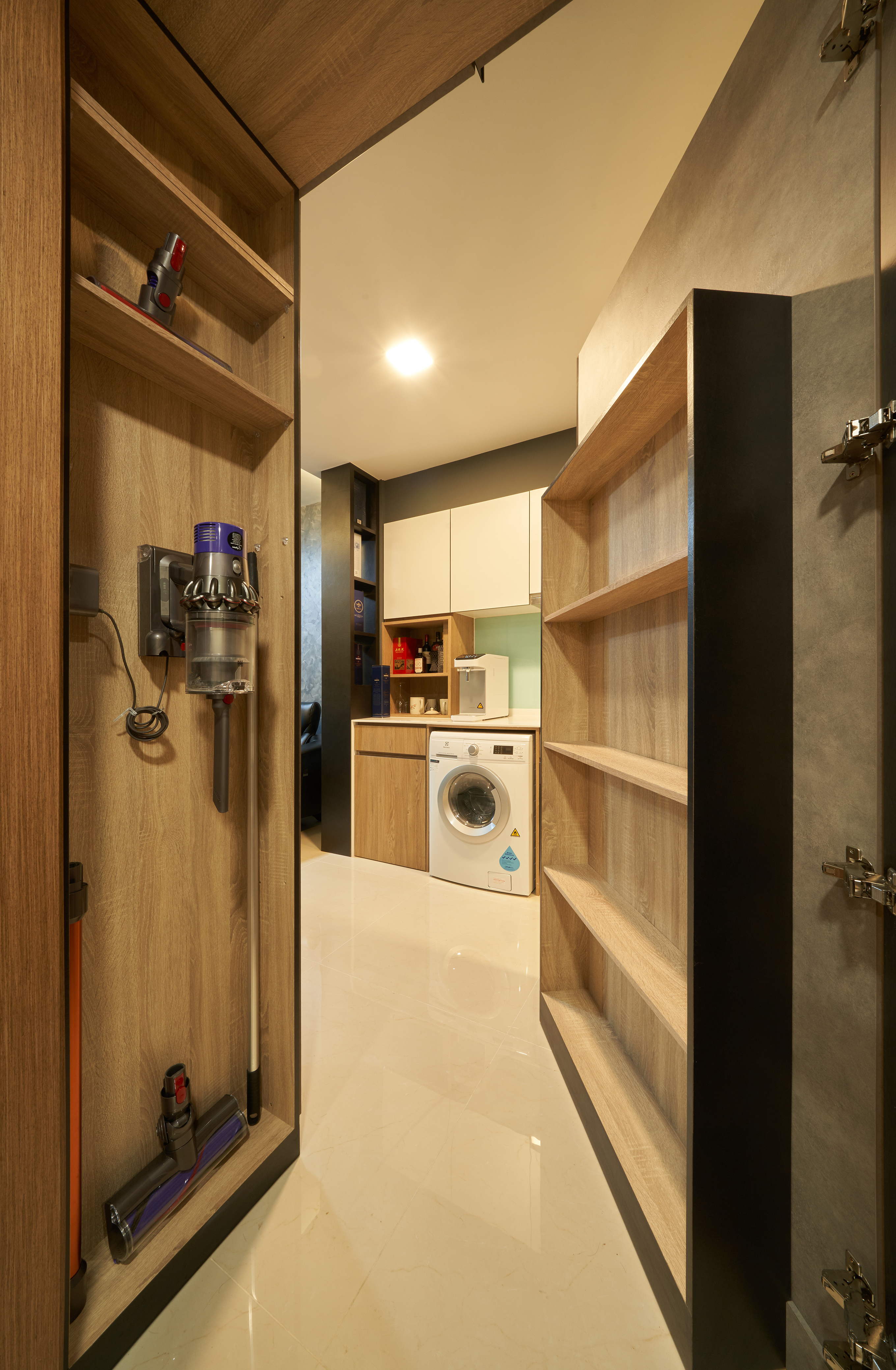Contemporary Design - Bedroom - Condominium - Design by Ovon Design Pte Ltd