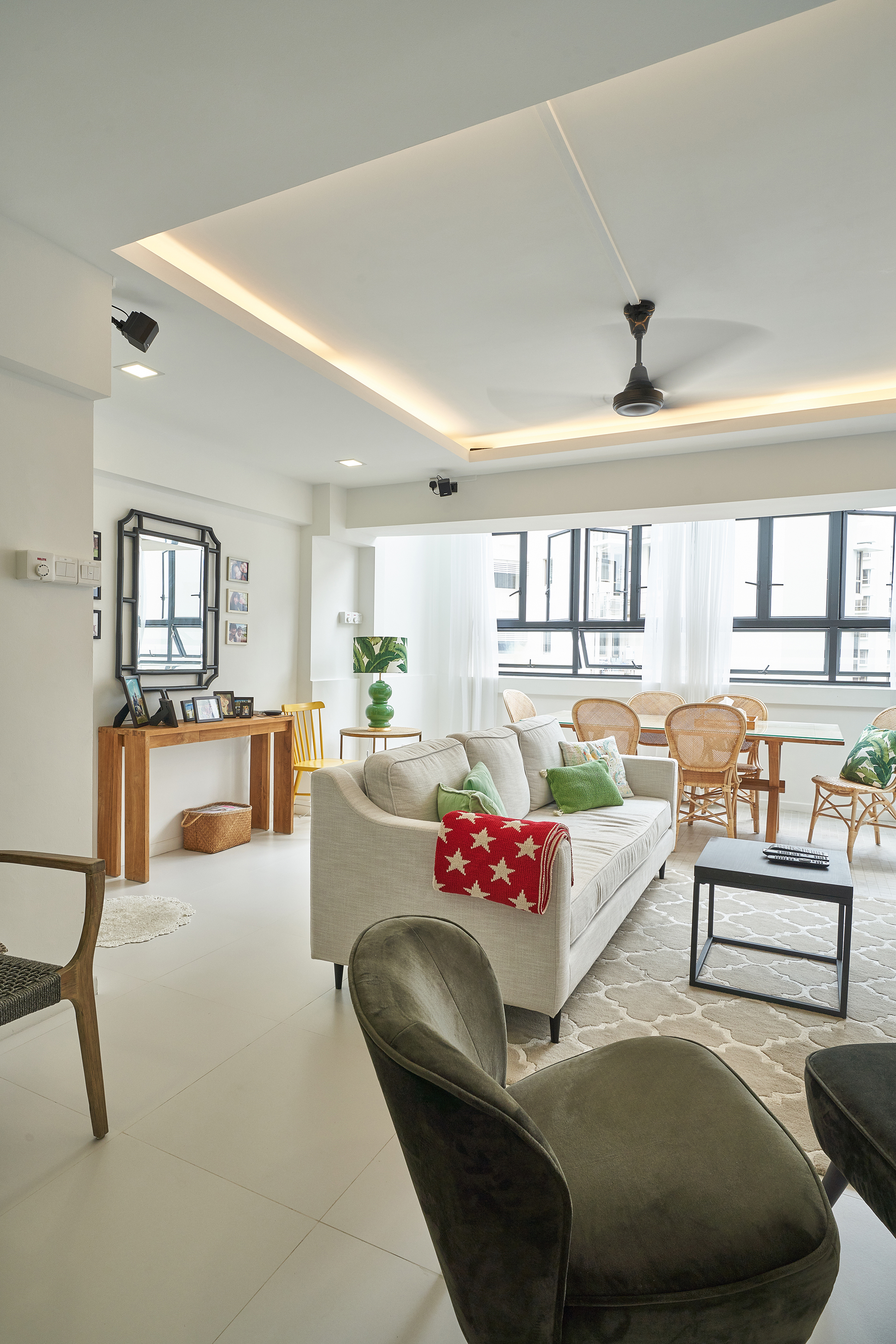 Modern Design - Living Room - HDB Executive Apartment - Design by Ovon Design Pte Ltd