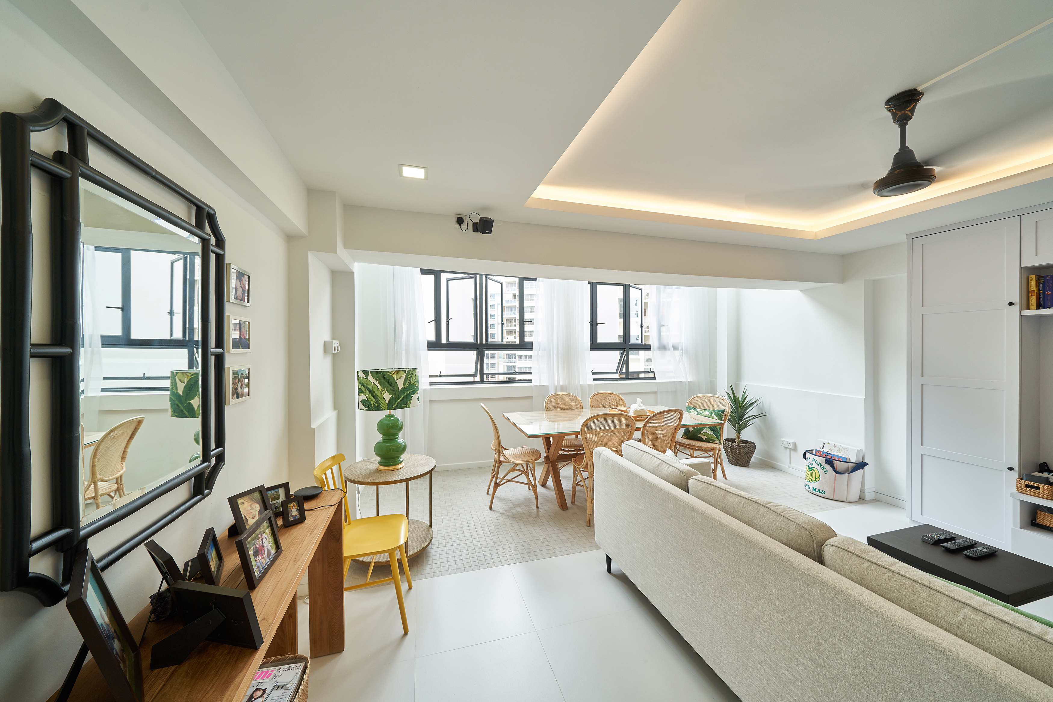 Modern Design - Dining Room - HDB Executive Apartment - Design by Ovon Design Pte Ltd
