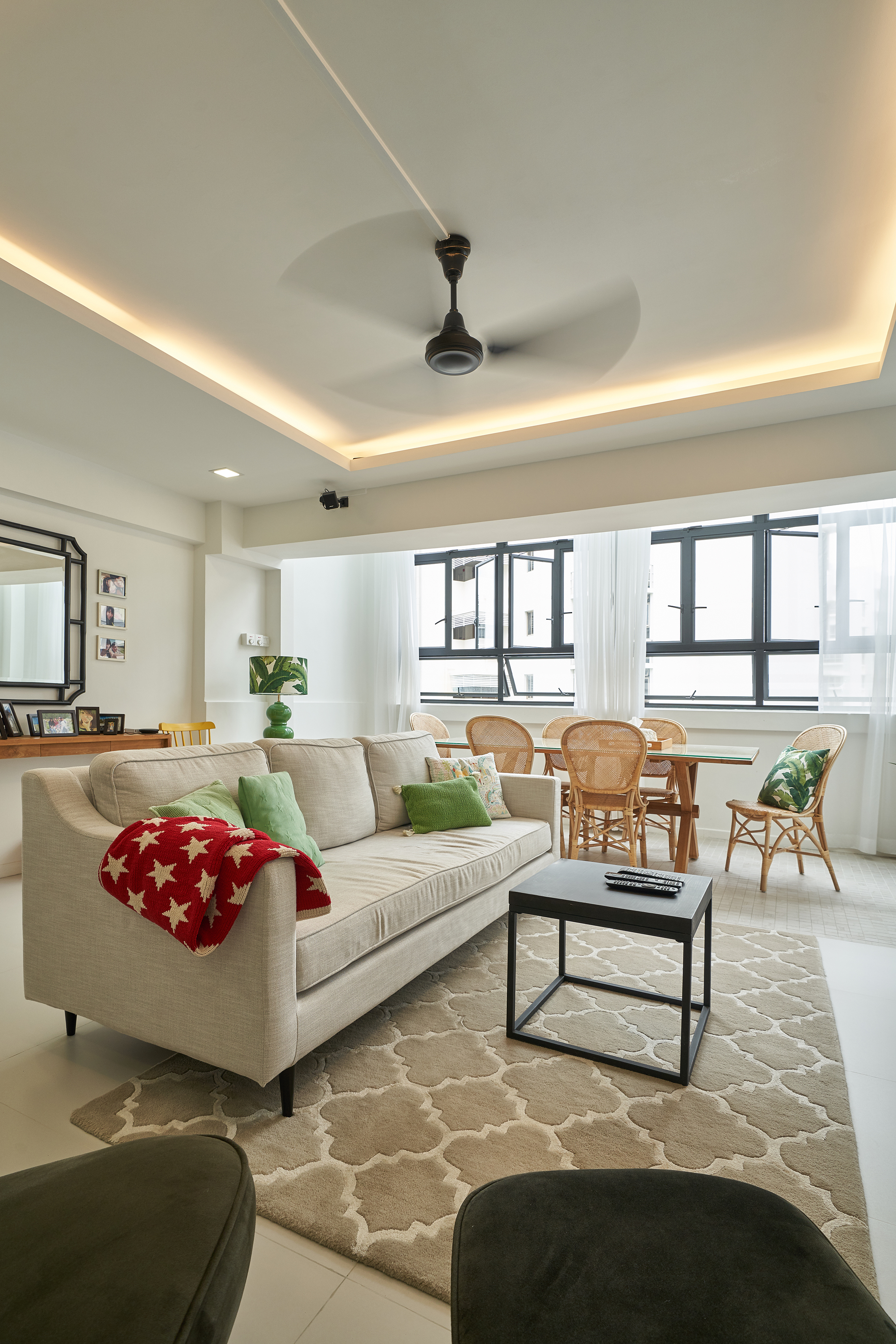Modern Design - Living Room - HDB Executive Apartment - Design by Ovon Design Pte Ltd