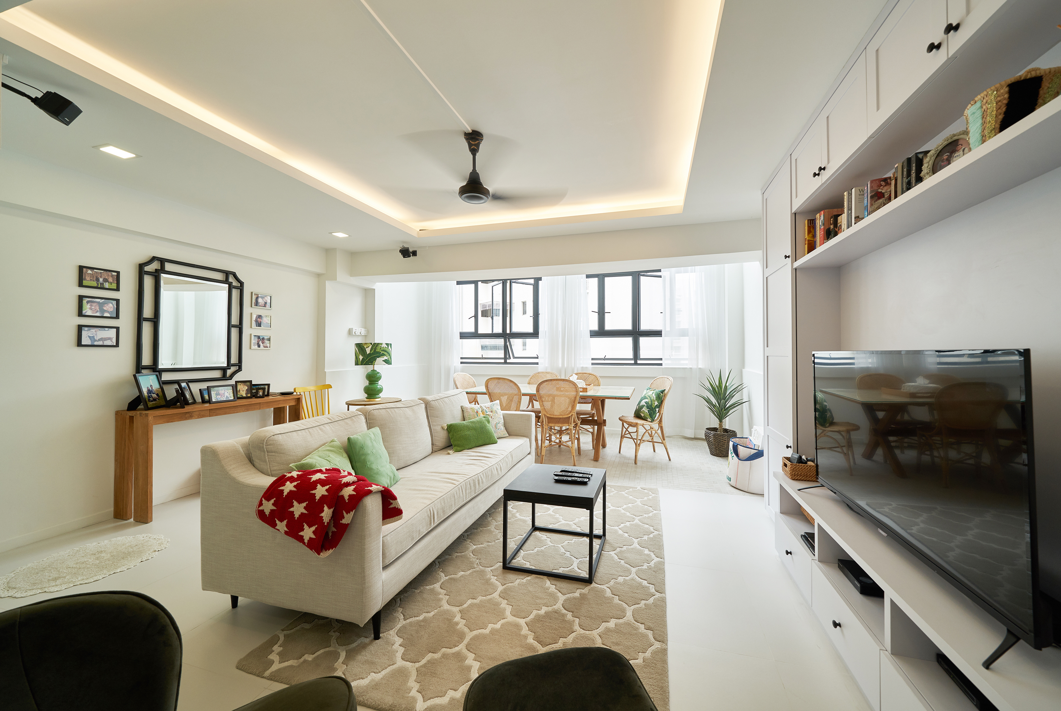 Modern Design - Living Room - HDB Executive Apartment - Design by Ovon Design Pte Ltd