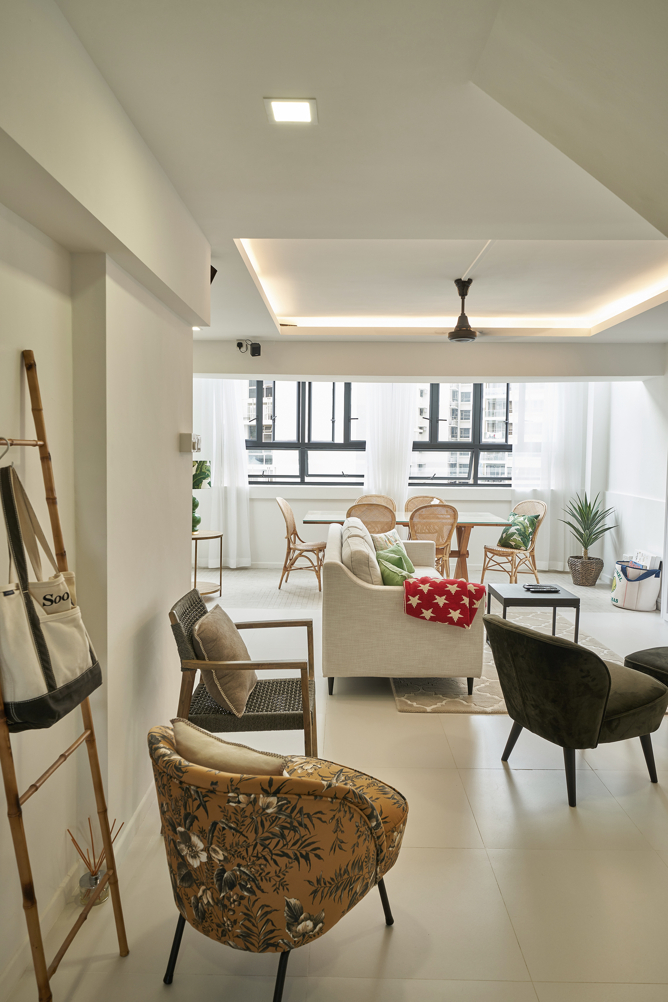 Modern Design - Living Room - HDB Executive Apartment - Design by Ovon Design Pte Ltd