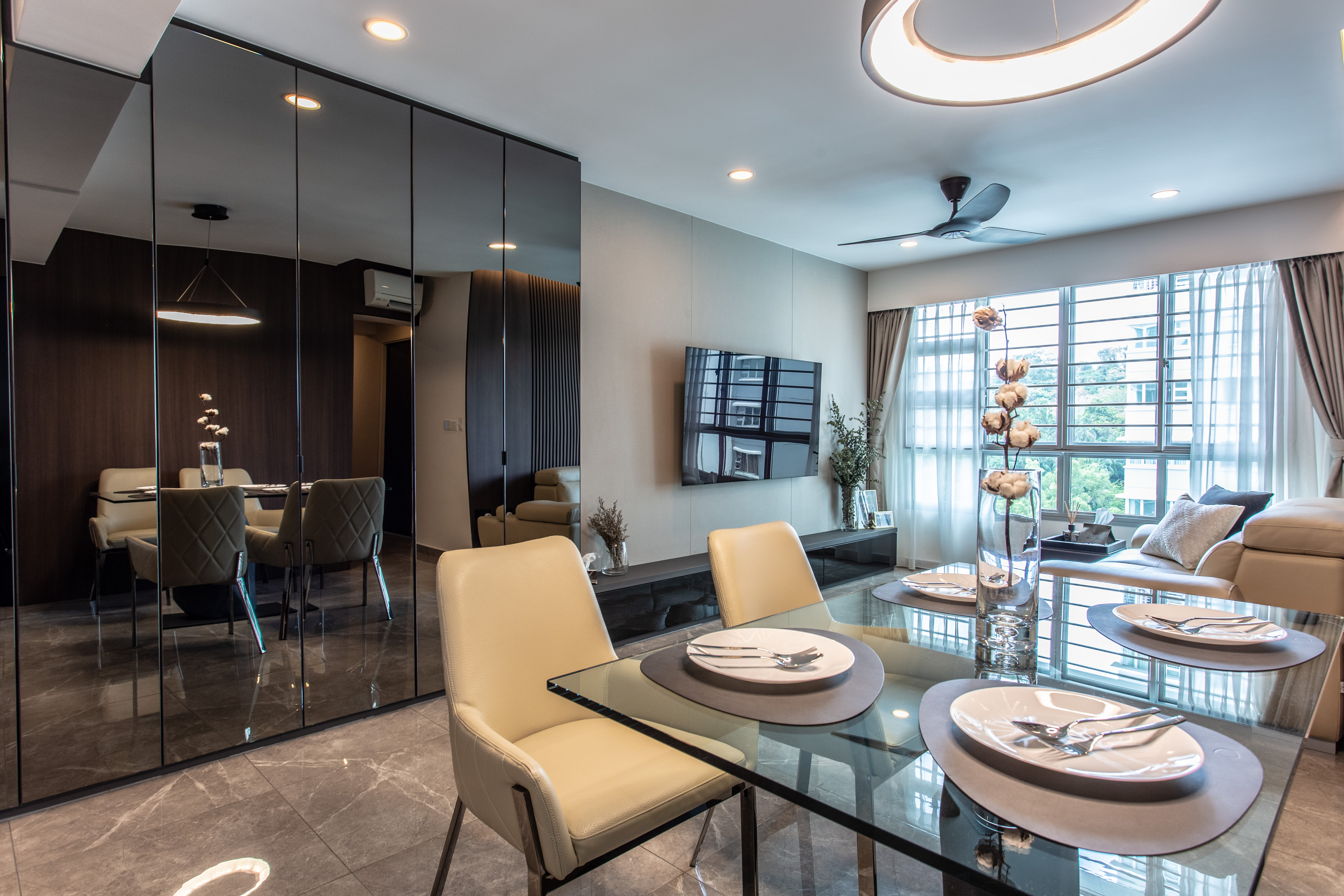 Contemporary Design - Dining Room - HDB 4 Room - Design by Ovon Design Pte Ltd