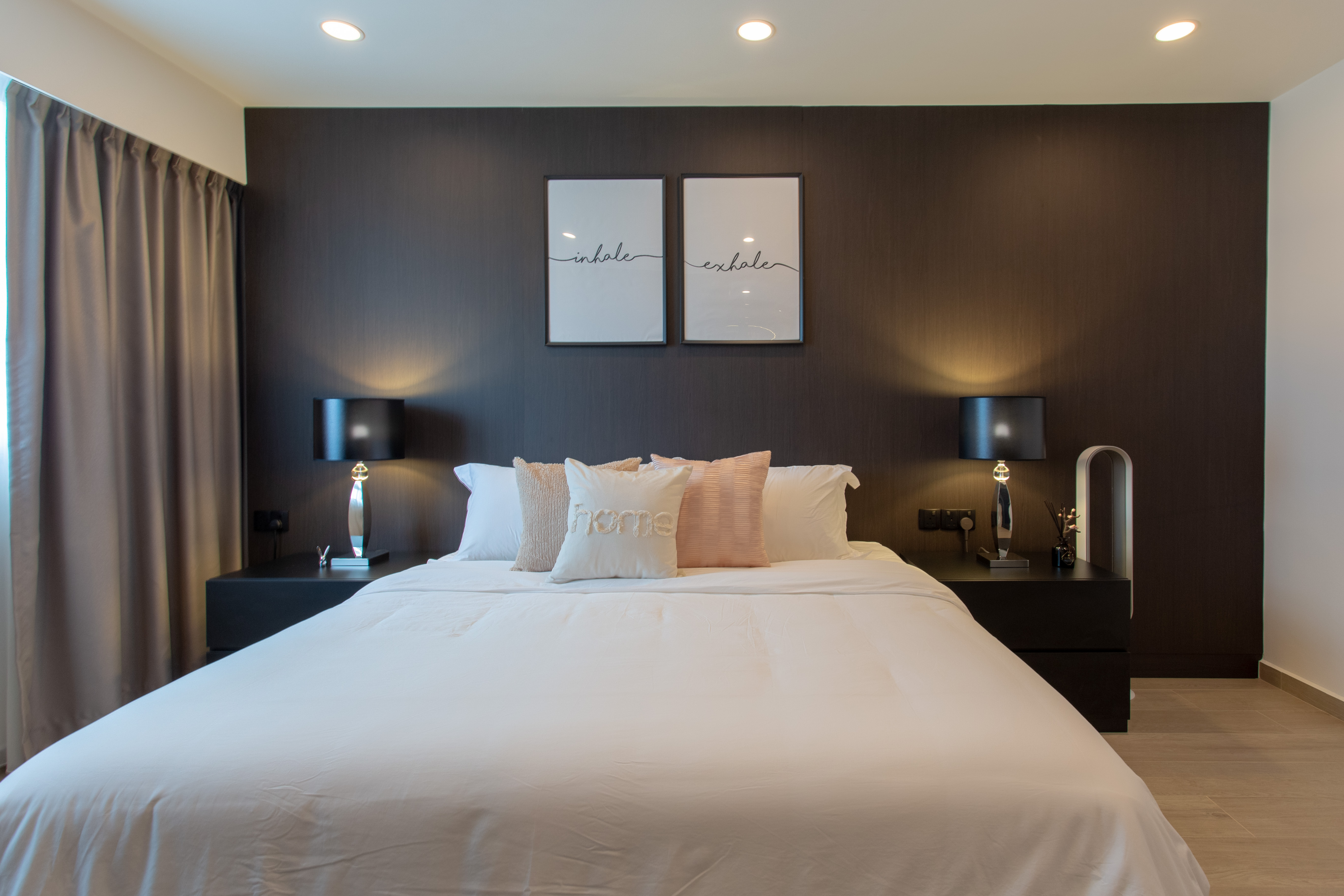 Contemporary Design - Bedroom - HDB 4 Room - Design by Ovon Design Pte Ltd