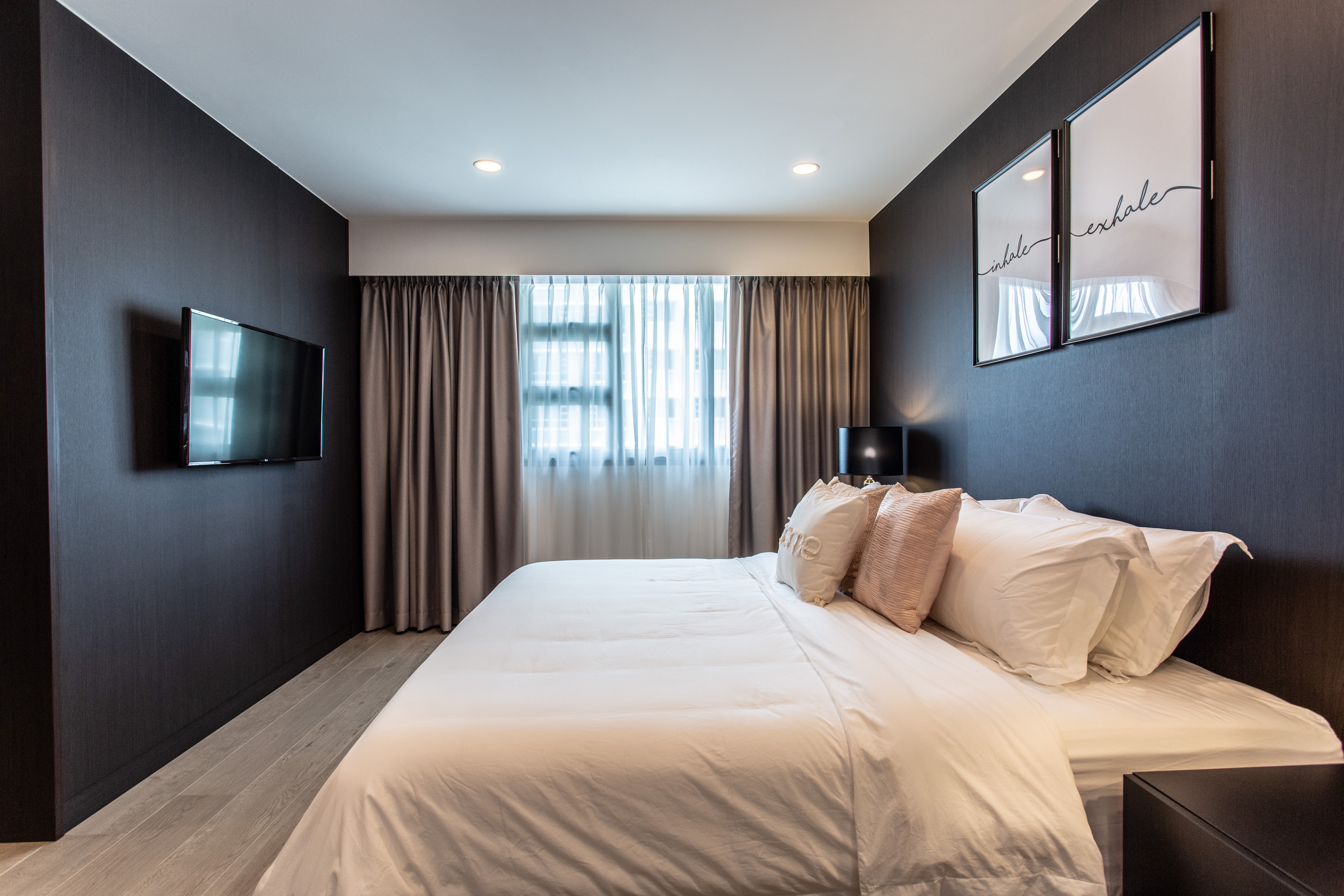 Contemporary Design - Bedroom - HDB 4 Room - Design by Ovon Design Pte Ltd