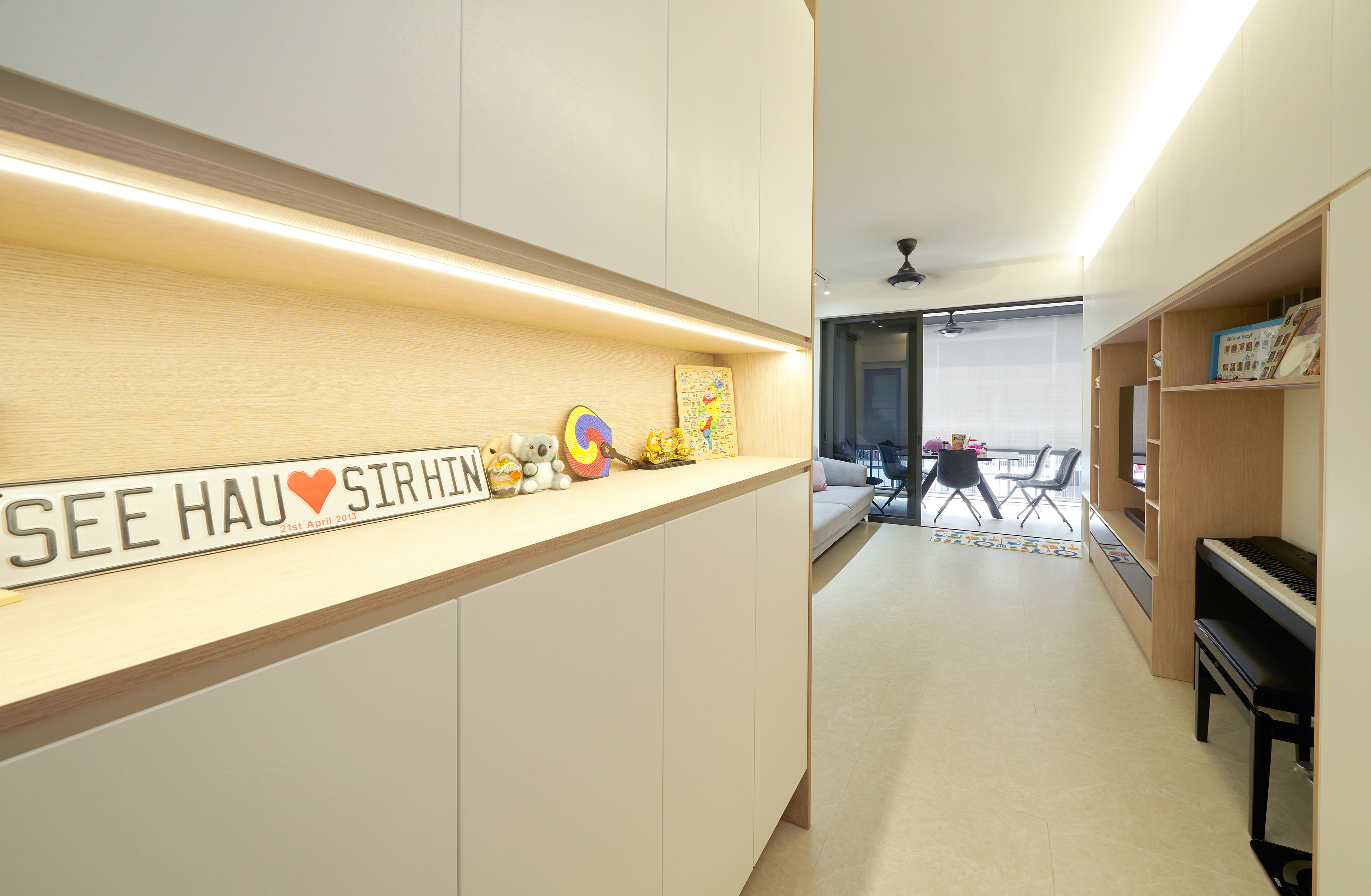 Modern Design - Living Room - Condominium - Design by Ovon Design Pte Ltd
