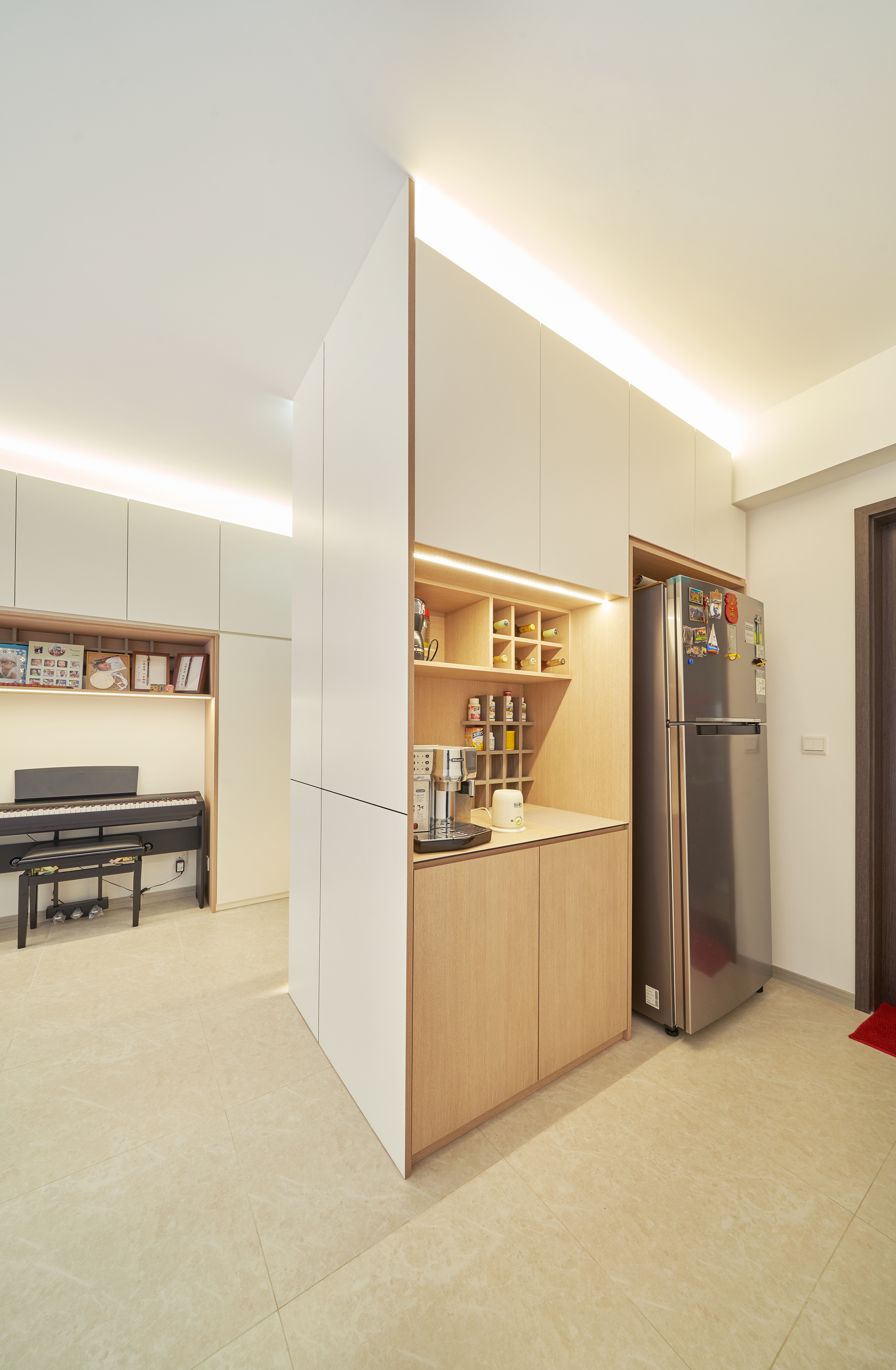 Modern Design - Kitchen - Condominium - Design by Ovon Design Pte Ltd