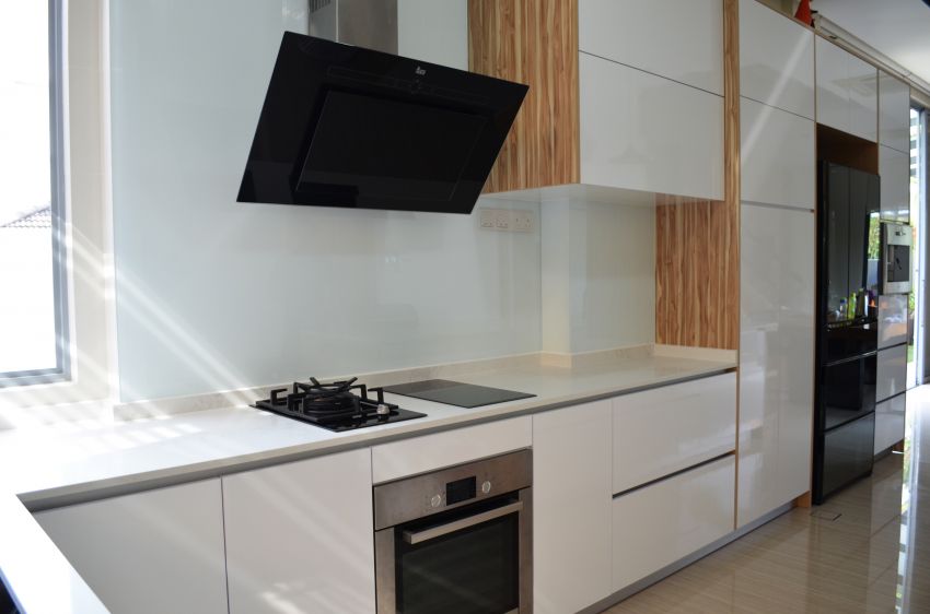 Modern Design - Kitchen - Landed House - Design by Palmwood Pte Ltd