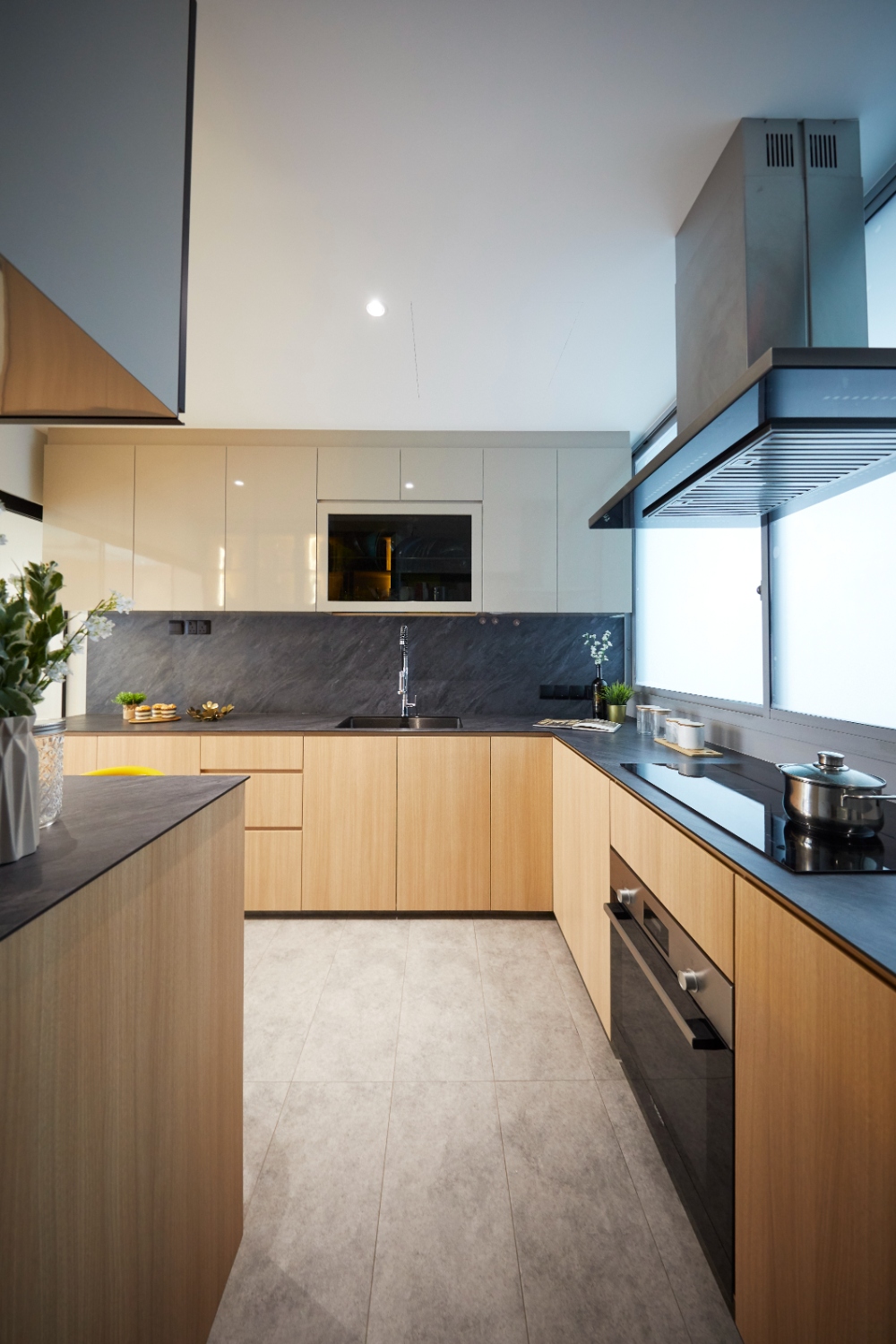 Modern, Scandinavian Design - Kitchen - Condominium - Design by Plus Interior Studio Pte Ltd