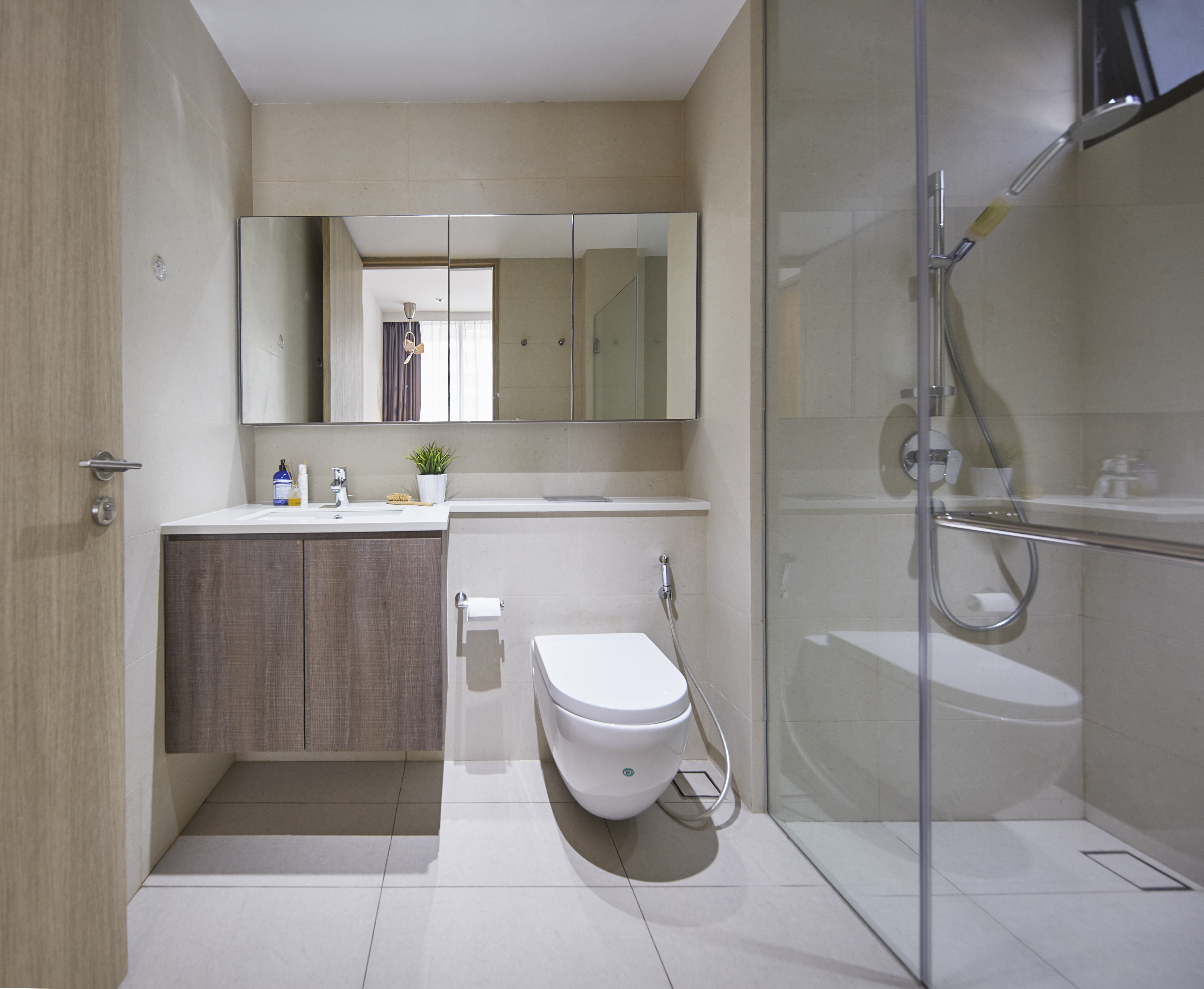 Minimalist, Modern Design - Bathroom - Condominium - Design by Plus Interior Studio Pte Ltd