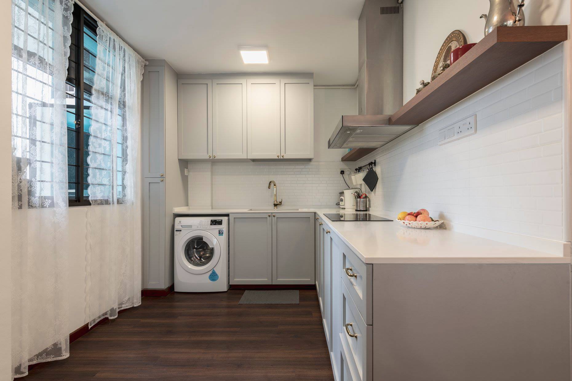 Victorian Design - Kitchen - HDB 5 Room - Design by PHD Posh Home Design Pte Ltd