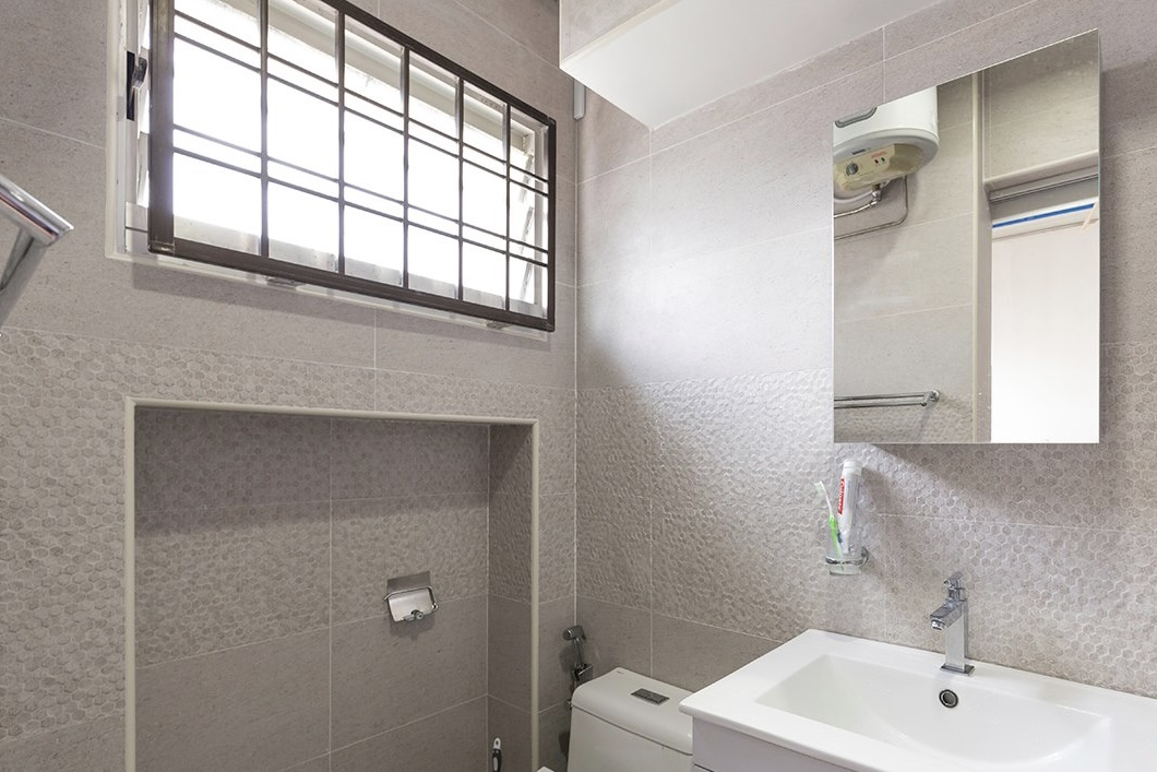 Modern Design - Bathroom - HDB 5 Room - Design by PHD Posh Home Design Pte Ltd